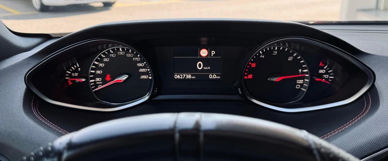 PEUGEOT 308 2.0 BlueHDI GT EAT8-image-14