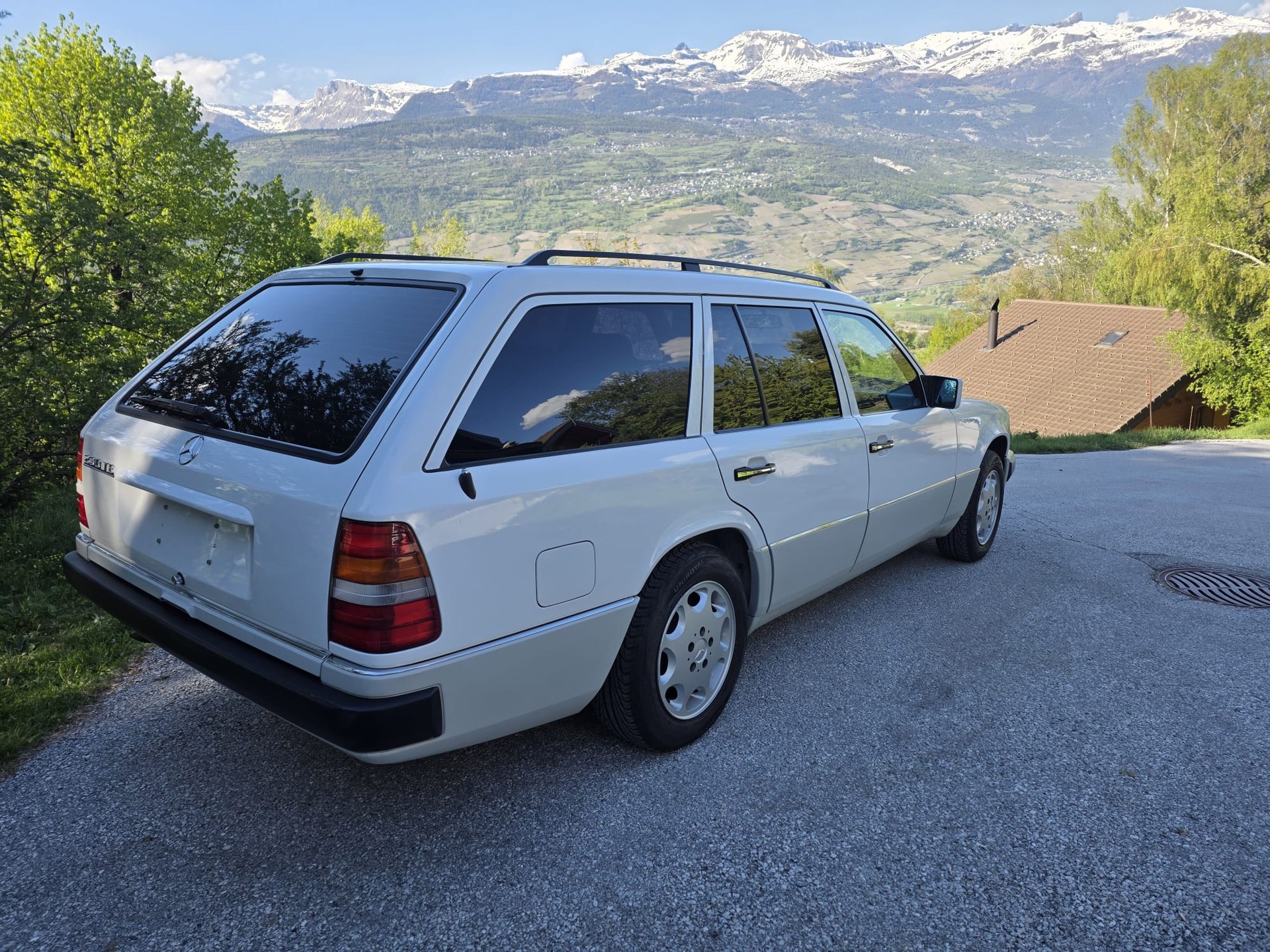 MERCEDES-BENZ 230 TE-image-3