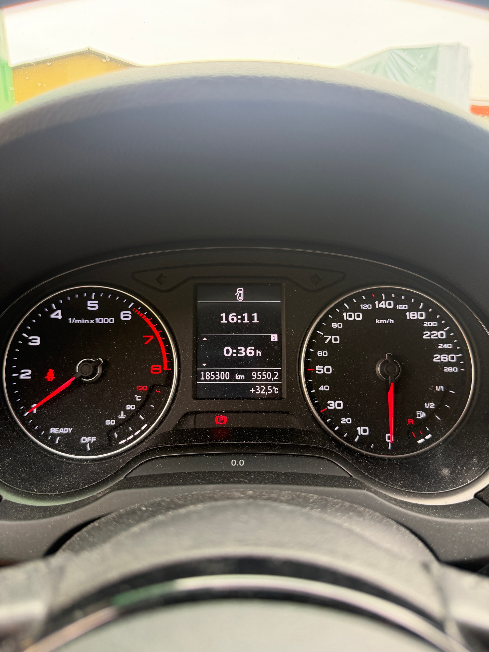 AUDI A3 Sportback 1.4 TFSI Design-image-12