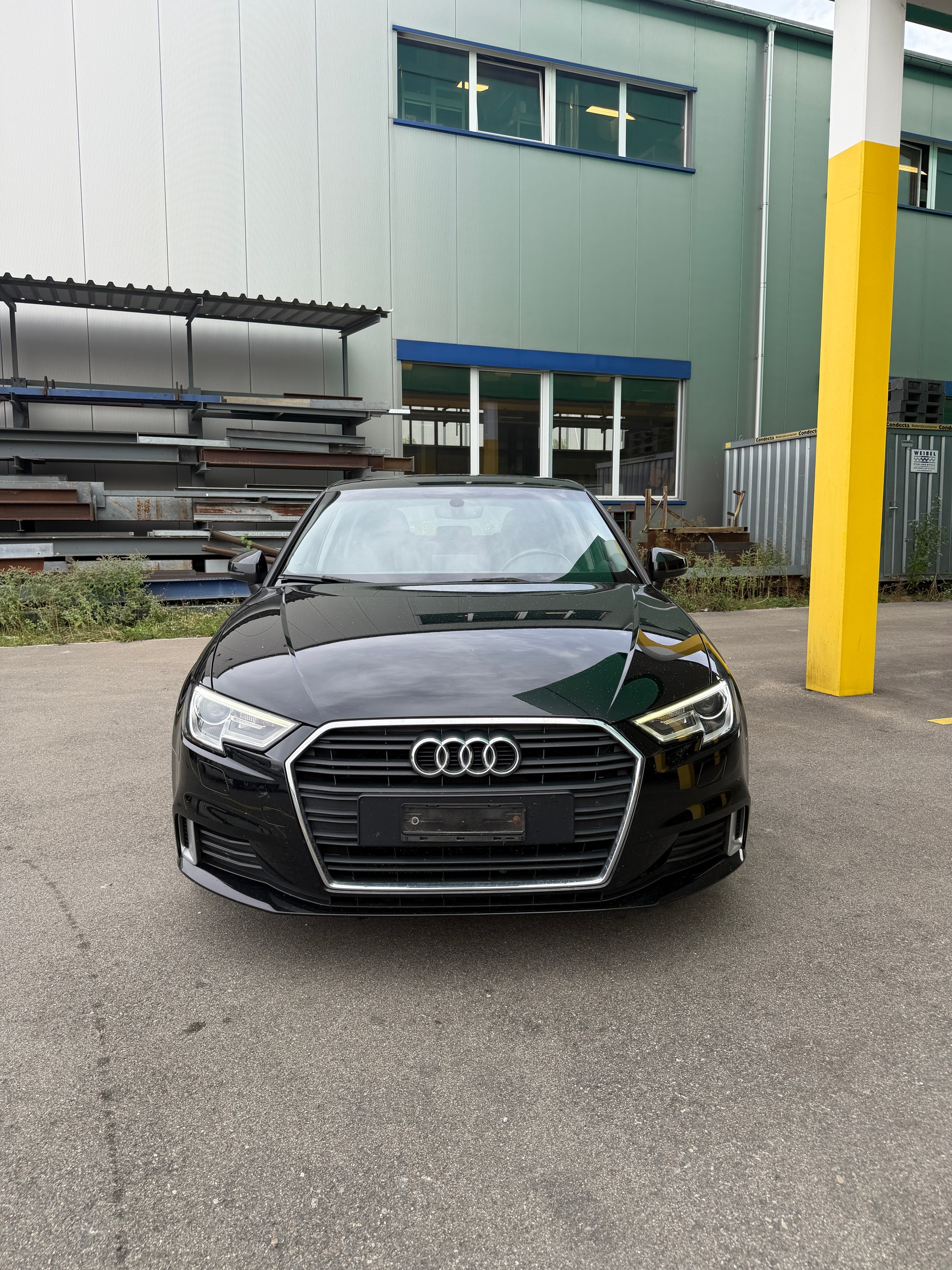 AUDI A3 Sportback 1.4 TFSI Design-image-1