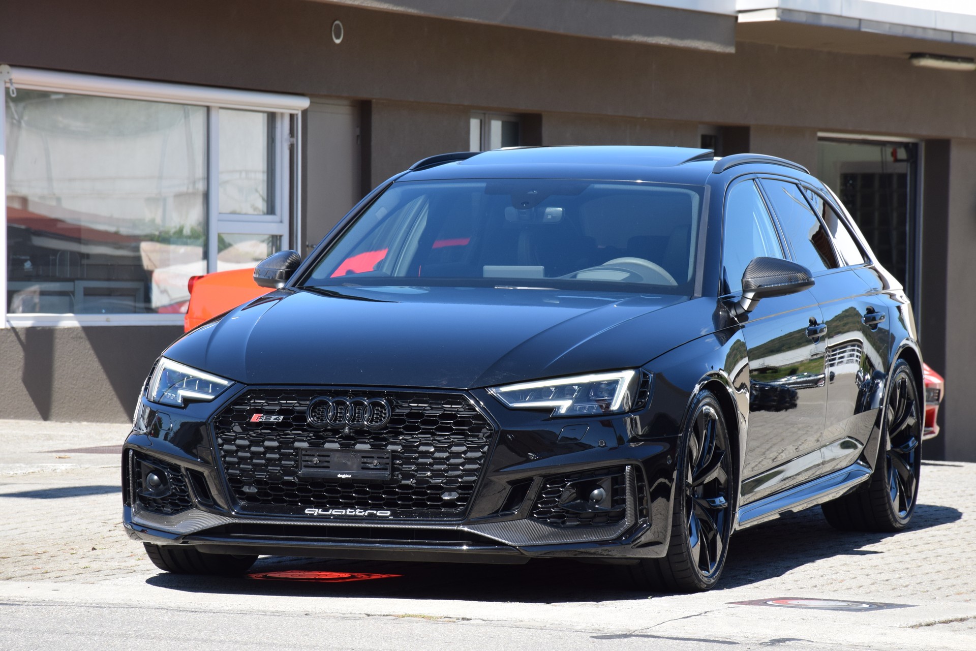 AUDI RS4 Avant 2.9 TFSI quattro tiptronic-image-1