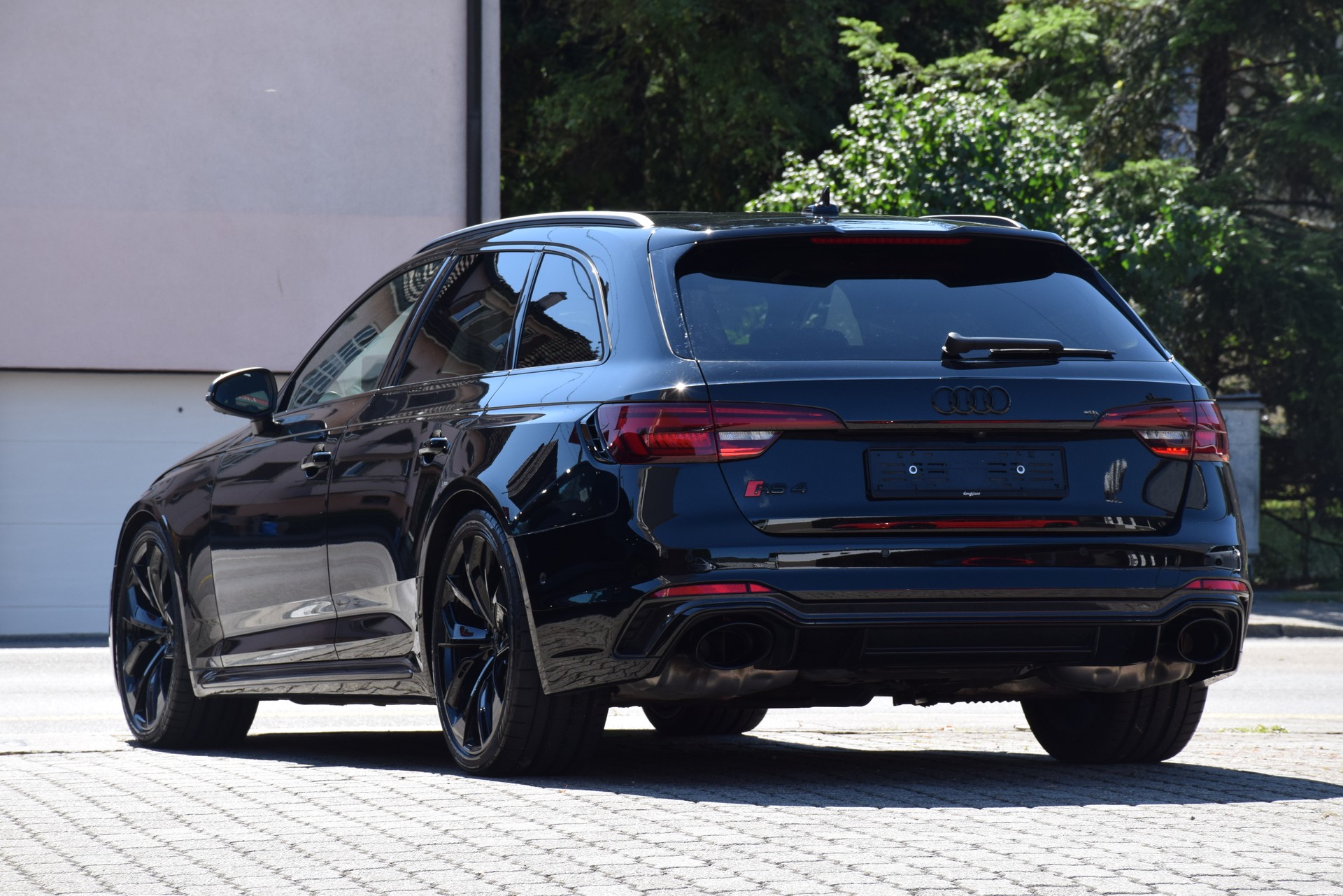 AUDI RS4 Avant 2.9 TFSI quattro tiptronic-image-8