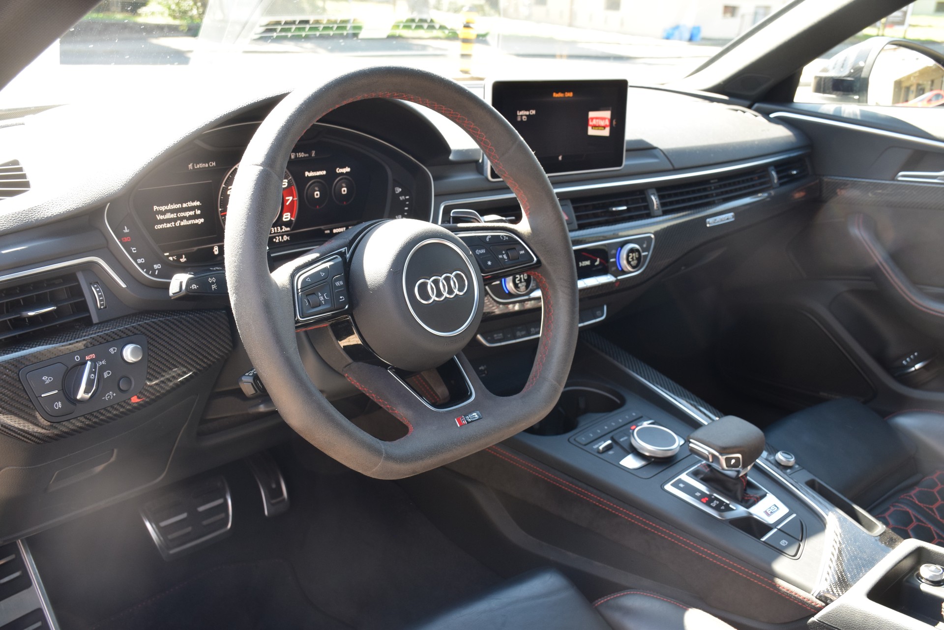 AUDI RS4 Avant 2.9 TFSI quattro tiptronic-image-12