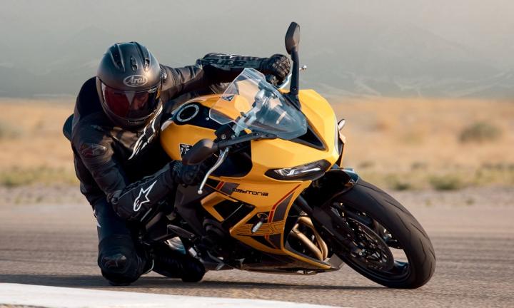 TRIUMPH Daytona 660