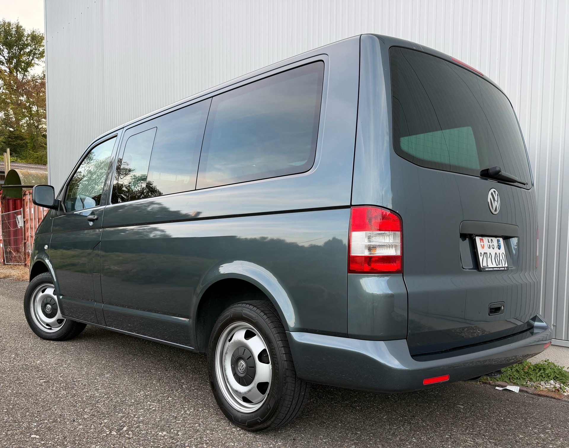 VW 2.5 TDI 131 Startline-image-1