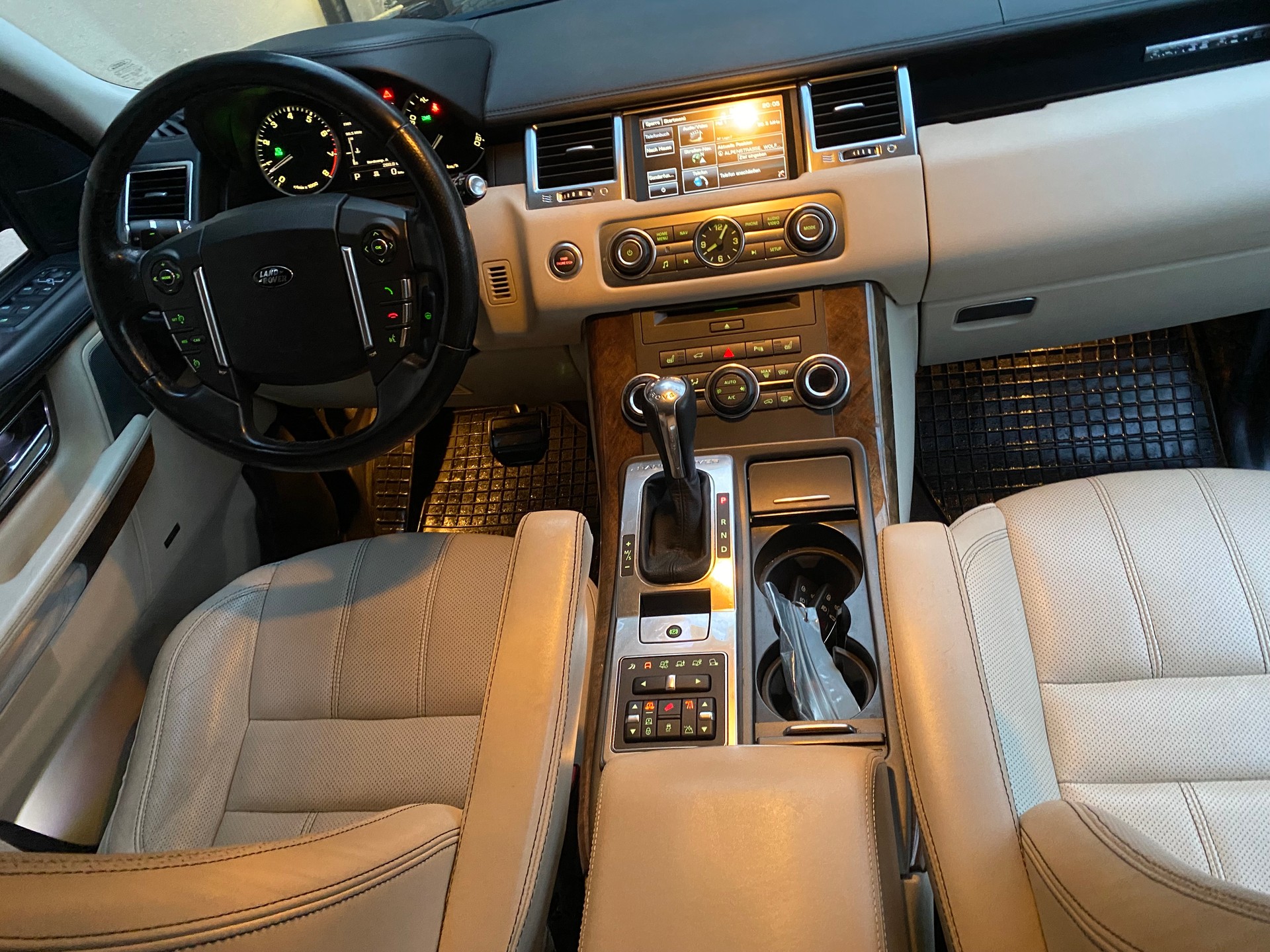 LAND ROVER Range Rover Sport 5.0 V8 SC Automatic-image-4