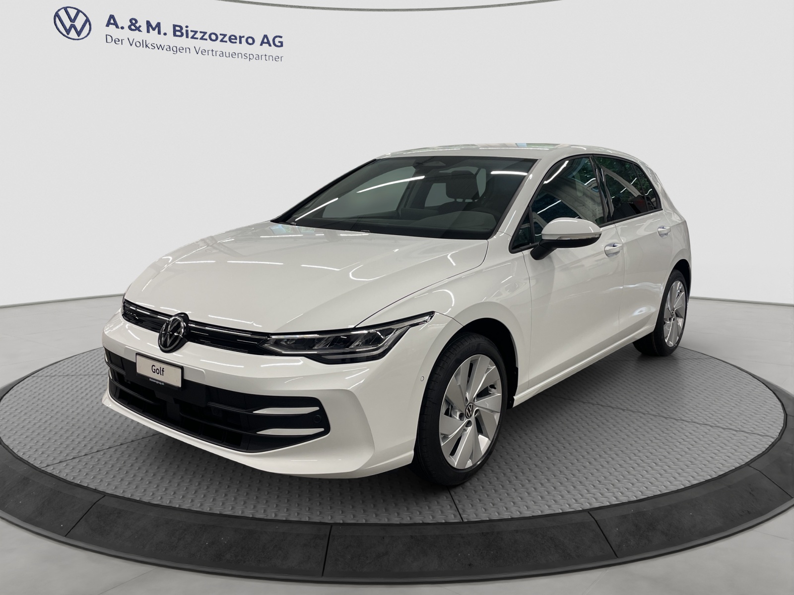 VW Golf 1.5 e TSI mHEV United DSG-image-0