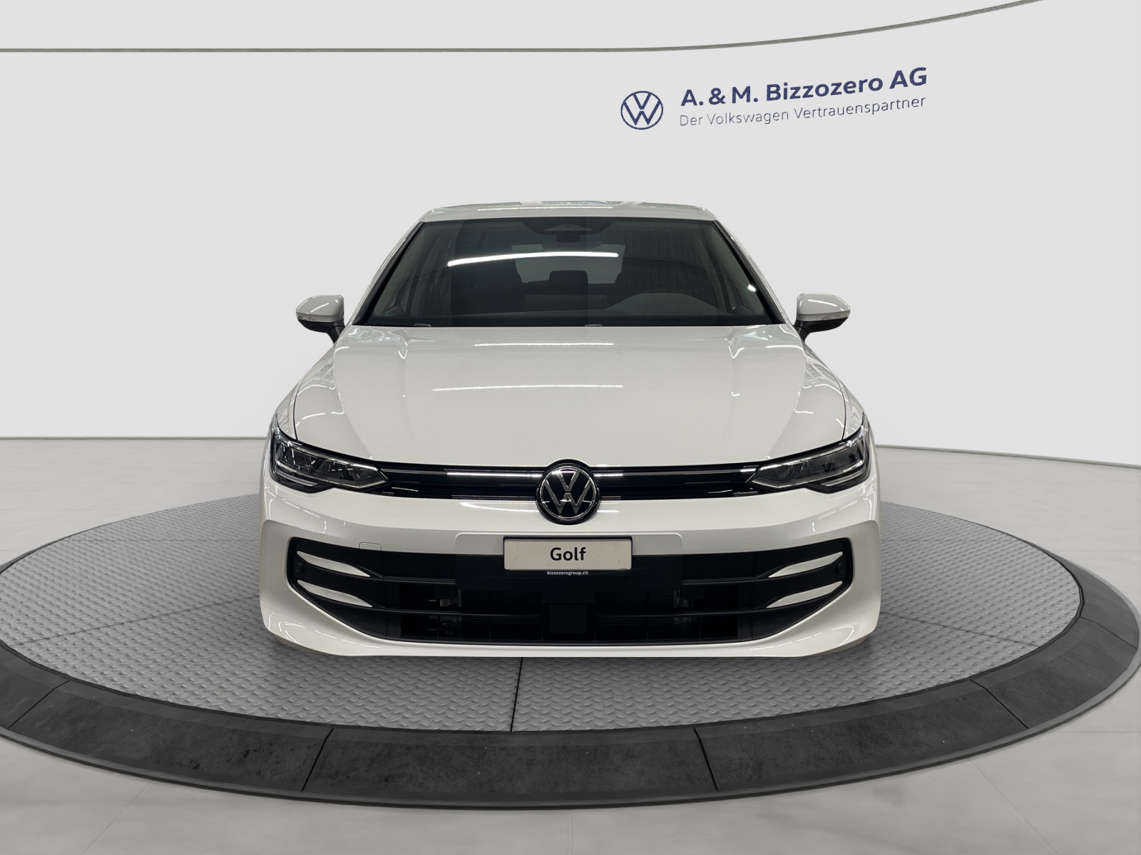 VW Golf 1.5 e TSI mHEV United DSG-image-7