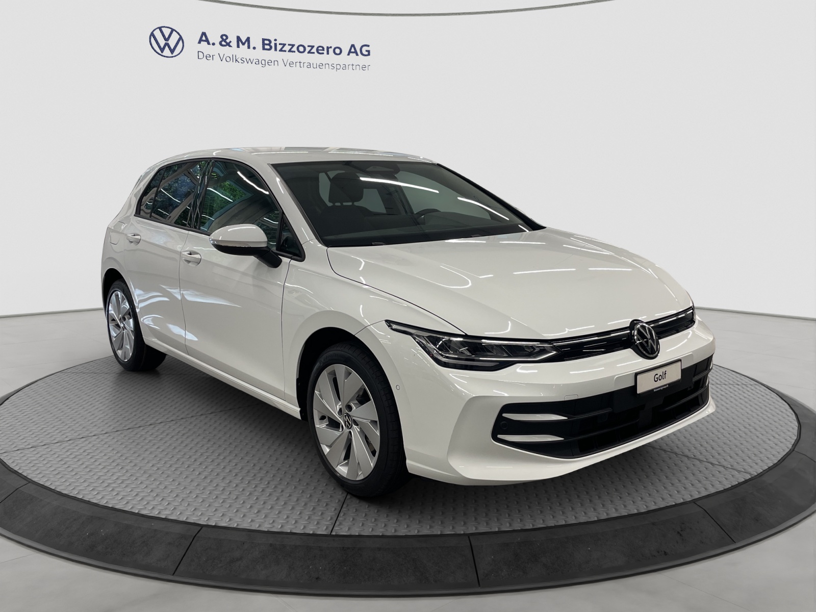 VW Golf 1.5 e TSI mHEV United DSG-image-6
