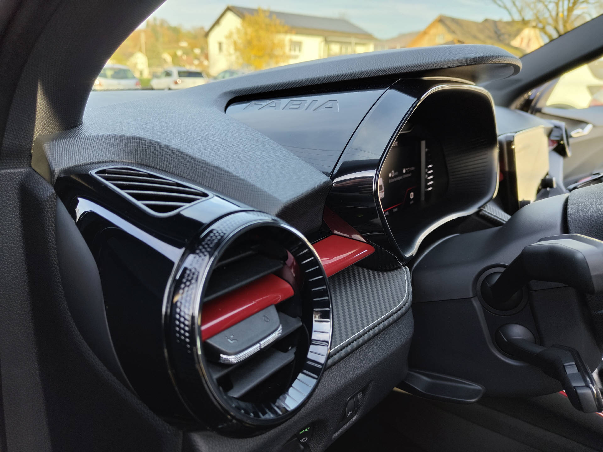 SKODA Fabia 1.5 TSI Monte Carlo DSG-image-11