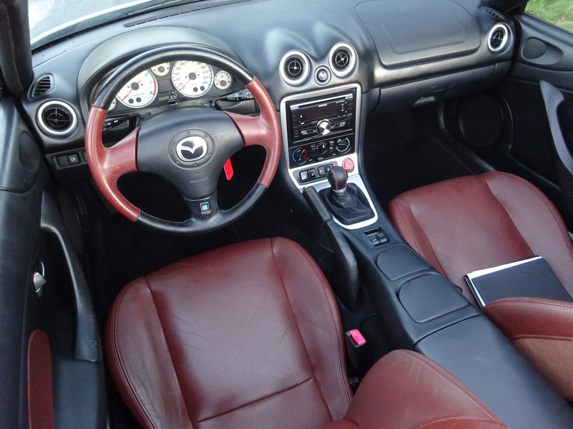 MAZDA MX-5 1.6i-16 Youngster - MFK 8.2026 - LEDERSITZE - SPEZ.AUSPUFF-image-8