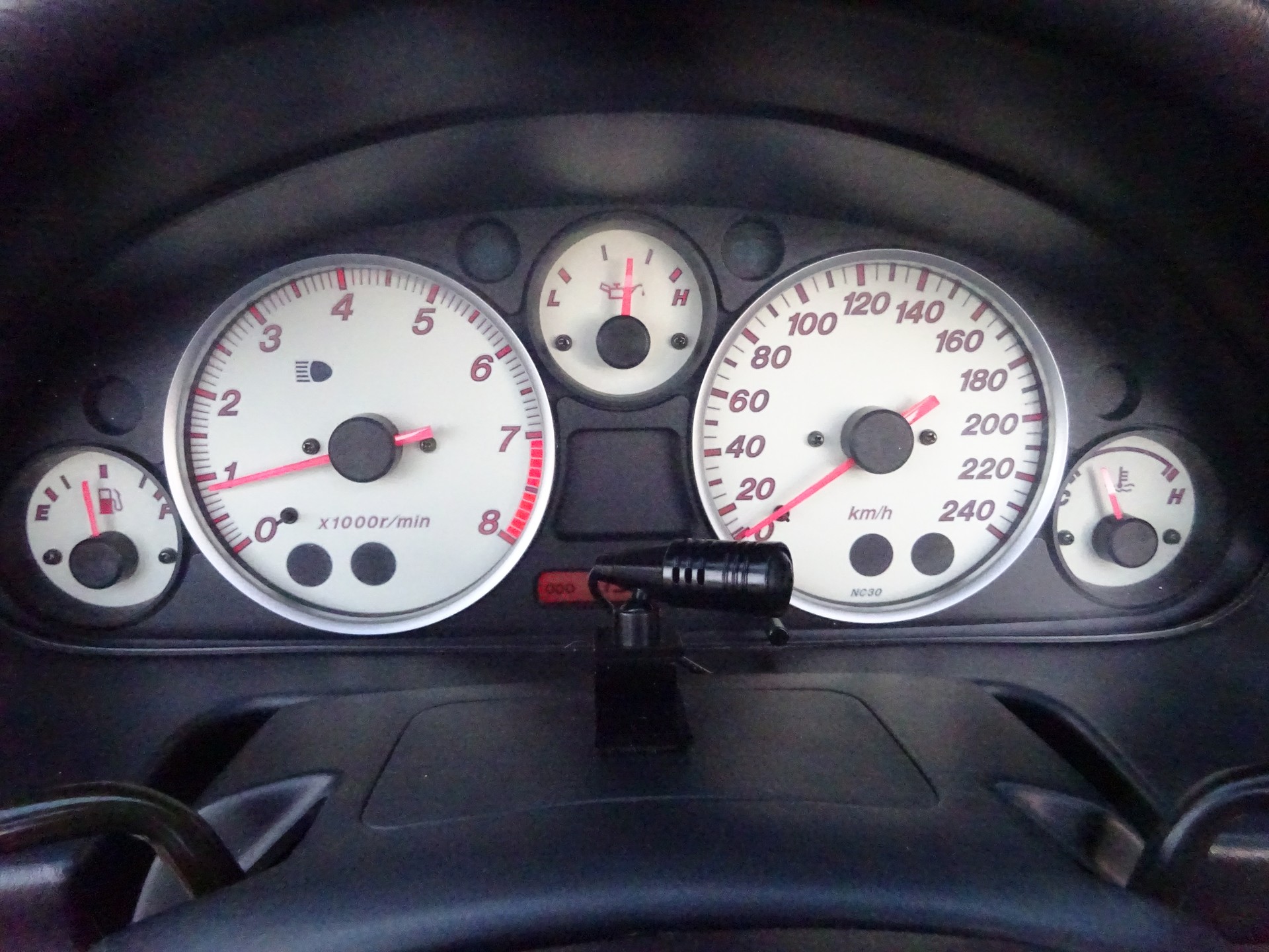 MAZDA MX-5 1.6i-16 Youngster - MFK 8.2026 - LEDERSITZE - SPEZ.AUSPUFF-image-11