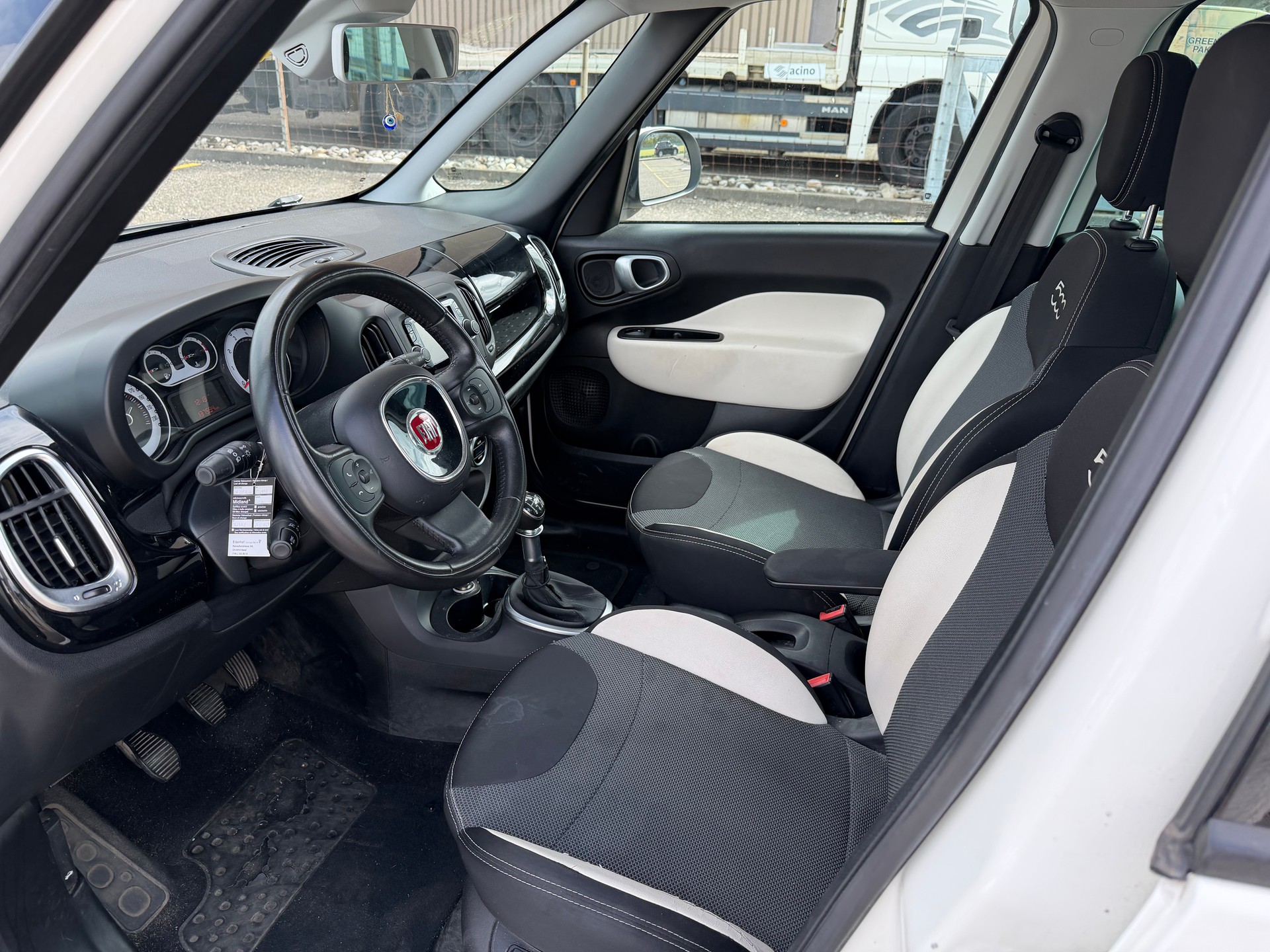 FIAT 500L 0.9 Twinair turbo Pop Star-image-8