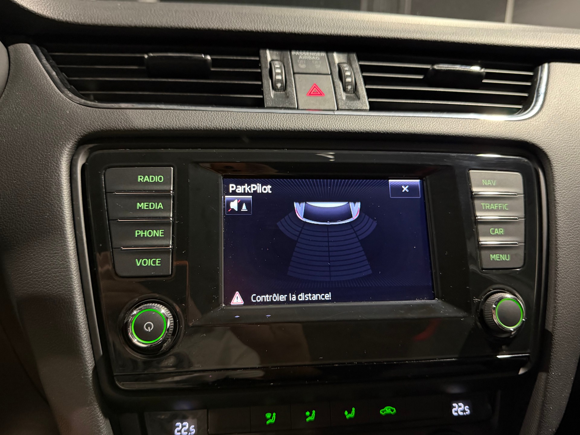 SKODA Octavia Combi 2.0 TSI RS-image-16