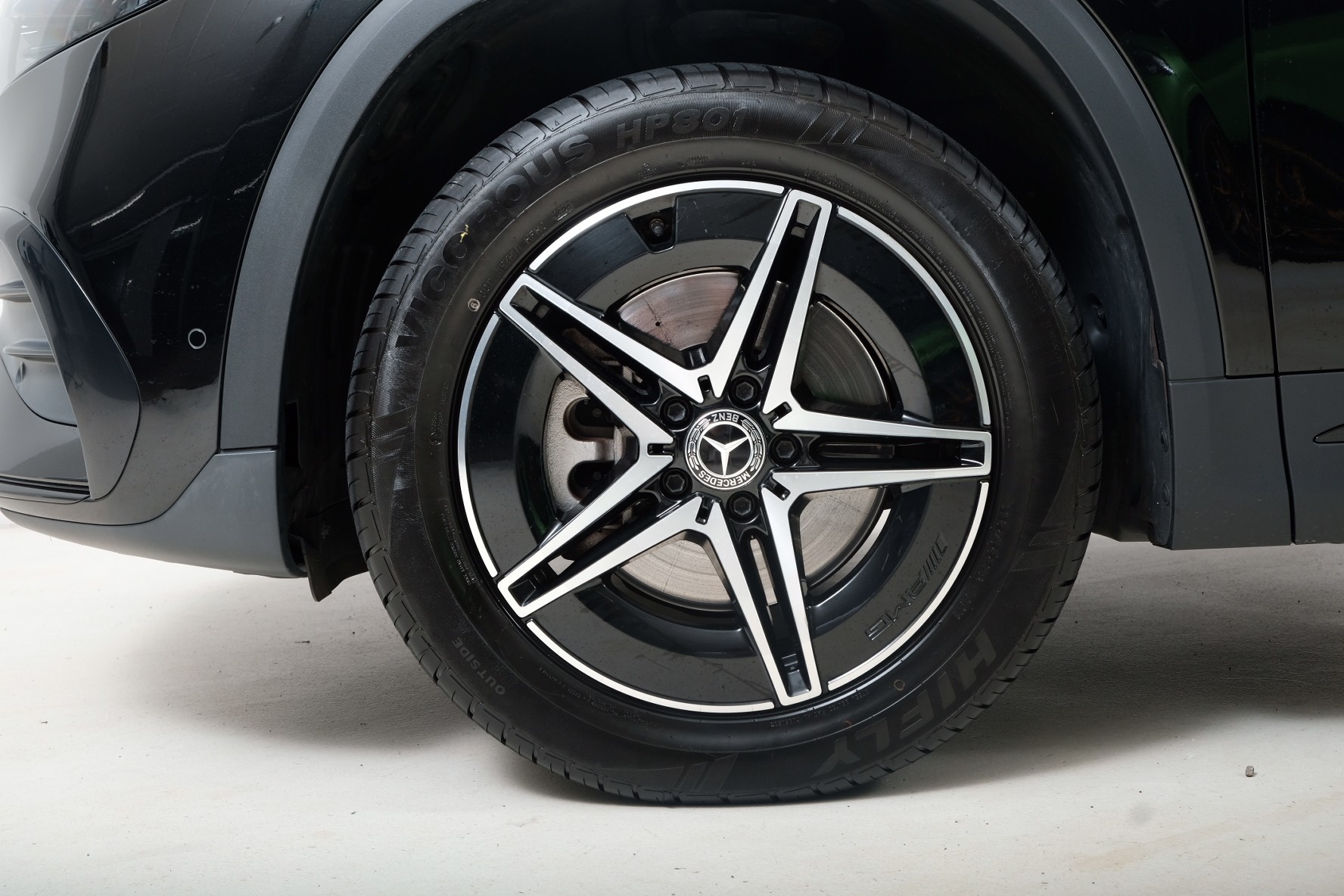 MERCEDES-BENZ EQA 250 AMG Line H243-showroom-element-2