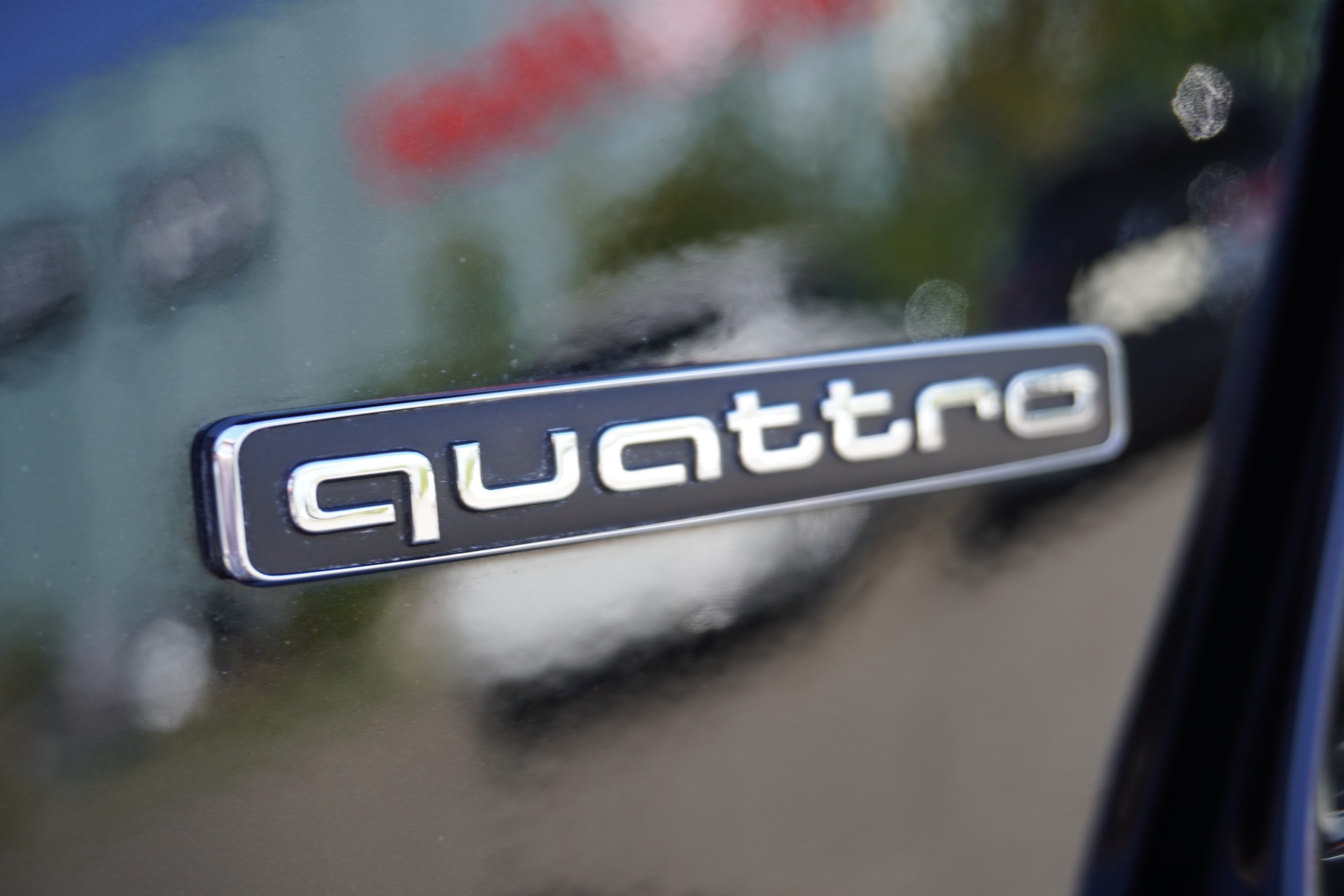 AUDI A4 Avant 40 TDI Attraction quattro S-tronic-image-39