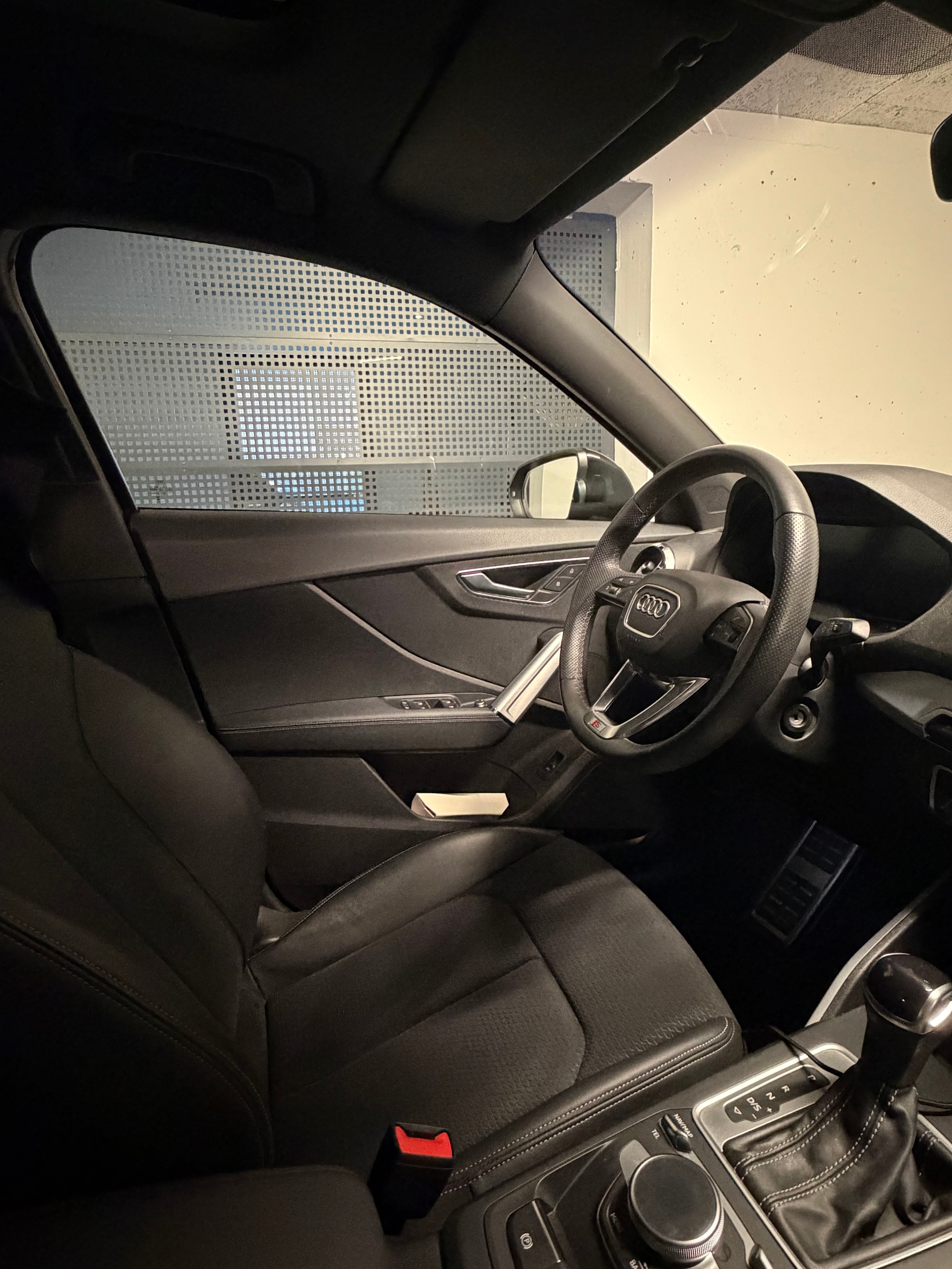 AUDI 1.5 35 TFSI S Line S-Tronic-image-5