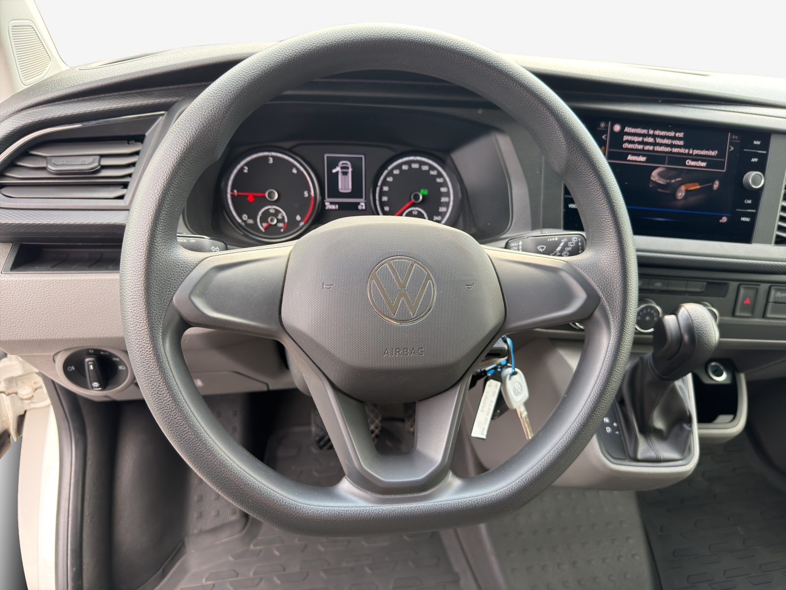 VW T6.1 2.0 TDI DSG-image-9