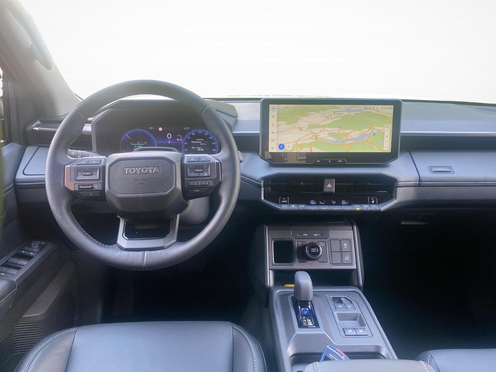 TOYOTA Hilux Double Cab.-Pick-up 59KWh Style-image-8