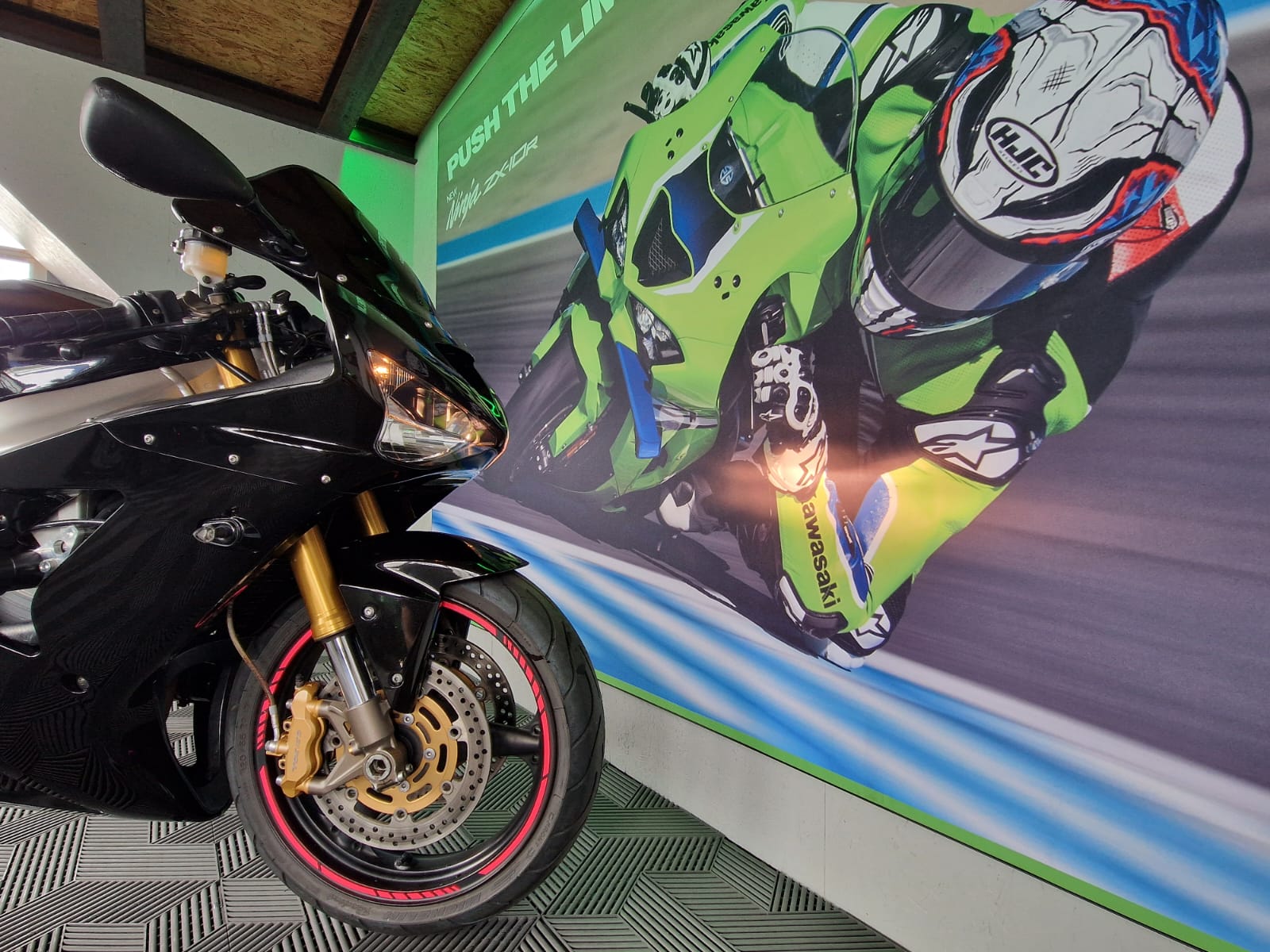 KAWASAKI Ninja ZX-6R (25kW)