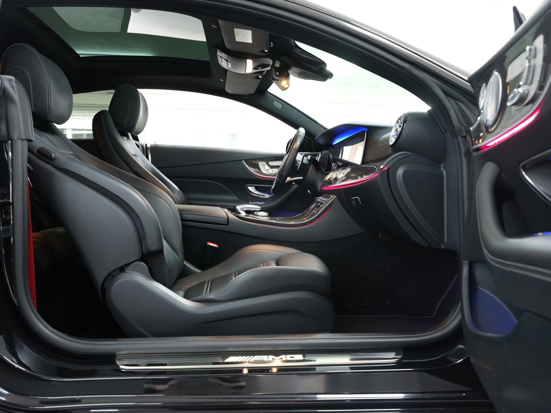MERCEDES-BENZ E 53 Coupé AMG 4 Matic+ 9G-Tronic *Burmester* *AMG Performance* *Panorama*-image-21