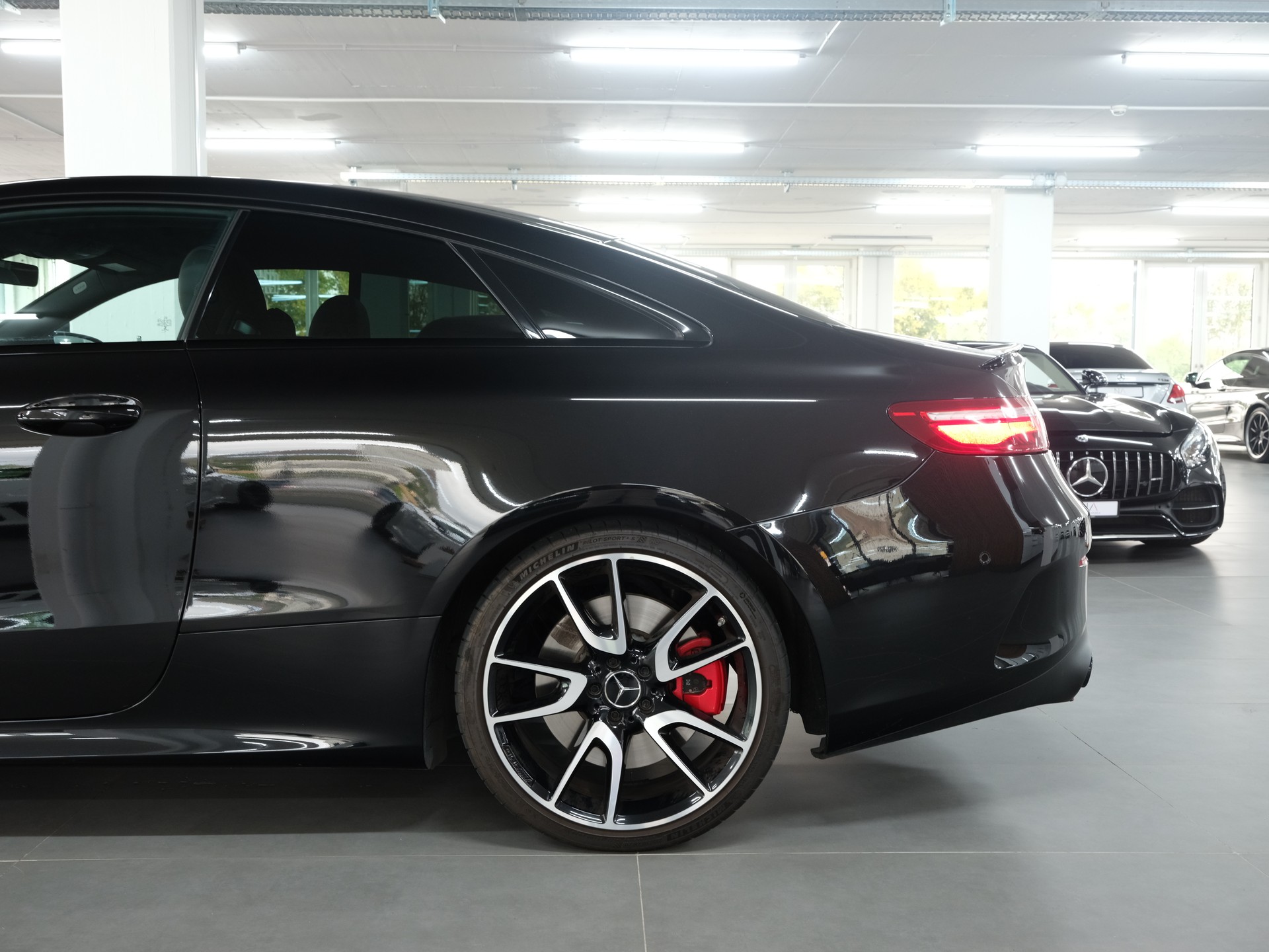 MERCEDES-BENZ E 53 Coupé AMG 4 Matic+ 9G-Tronic *Burmester* *AMG Performance* *Panorama*-image-12