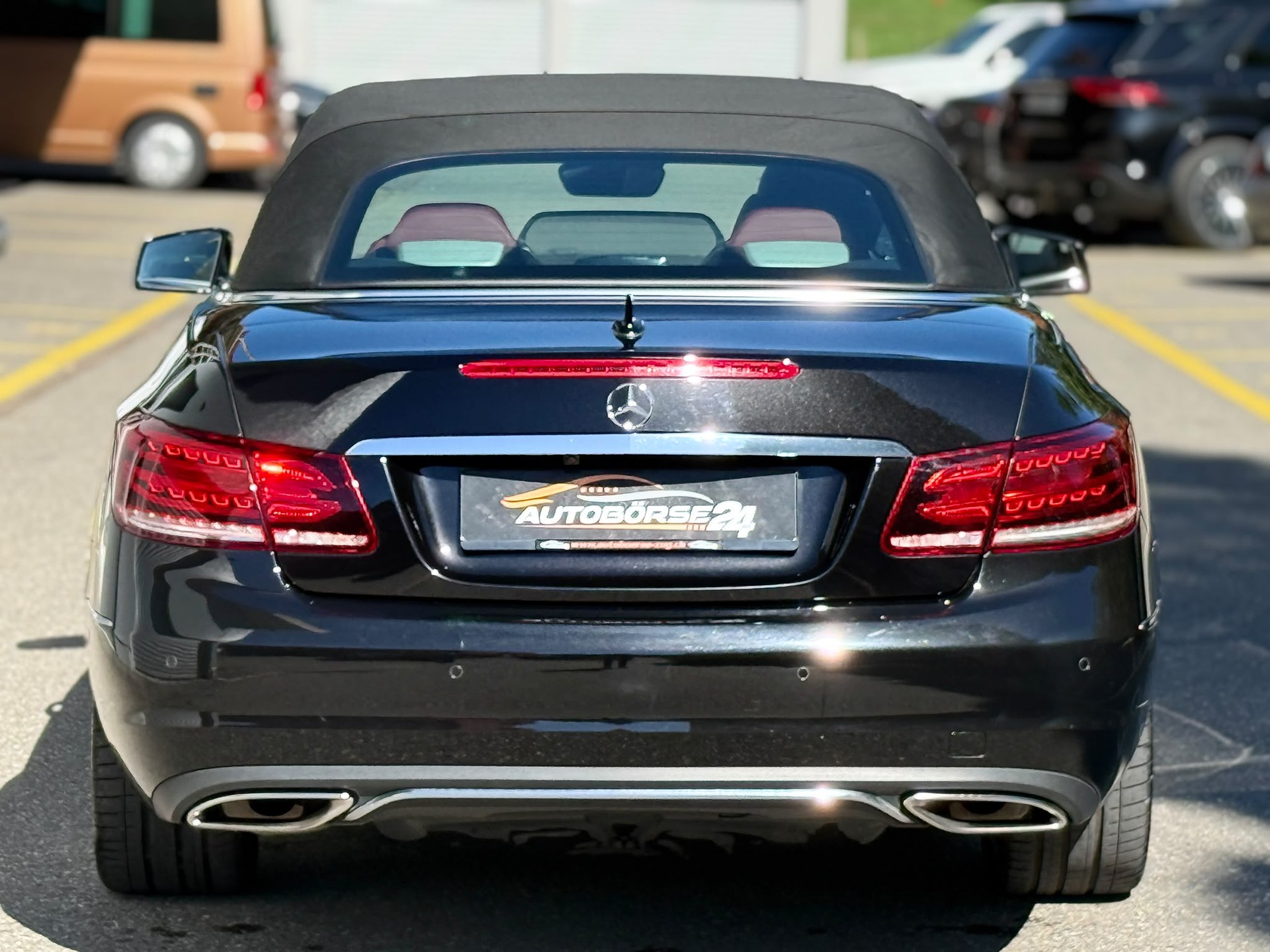 MERCEDES-BENZ E 250 Cabriolet-image-5