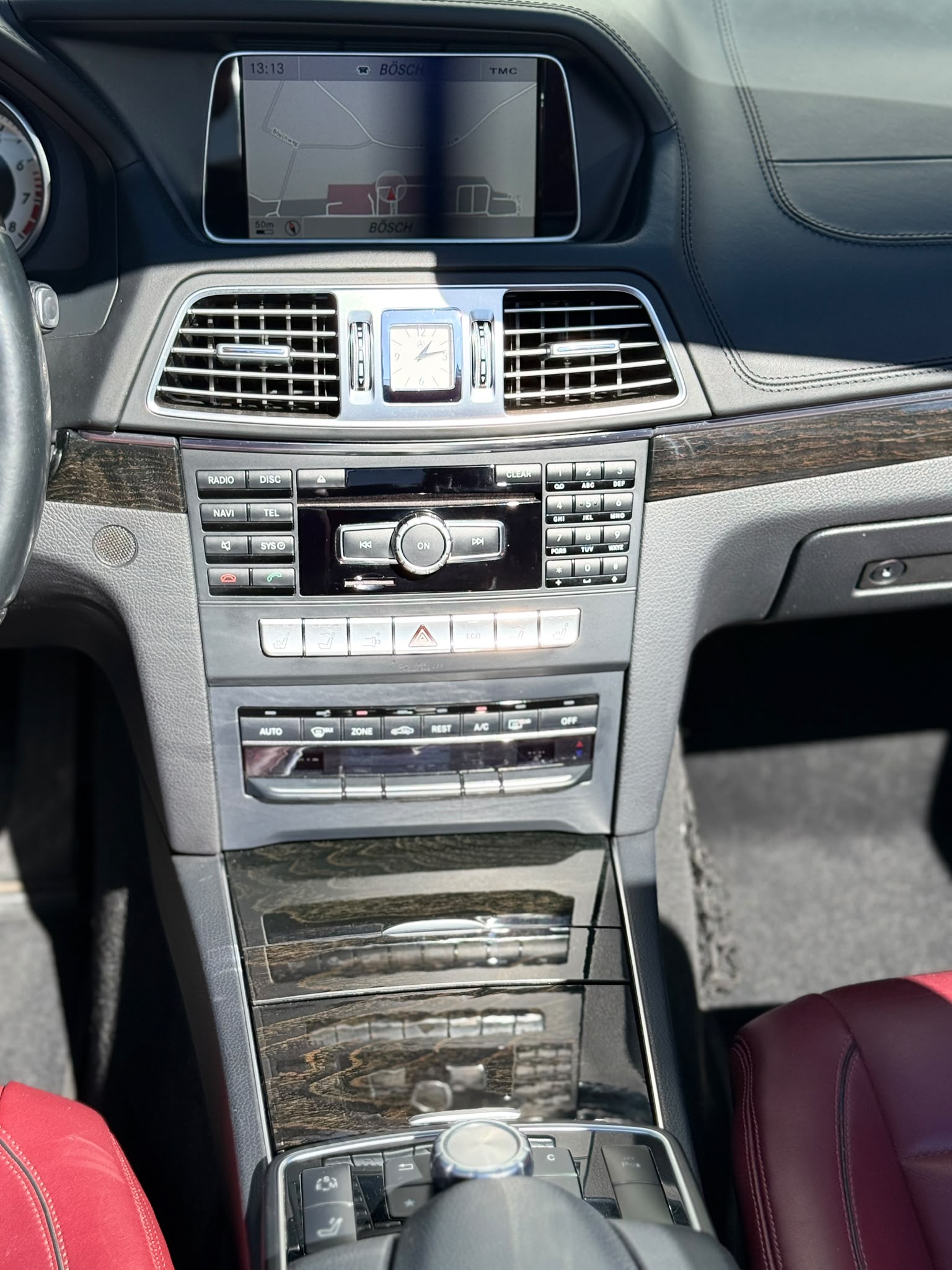 MERCEDES-BENZ E 250 Cabriolet-image-20