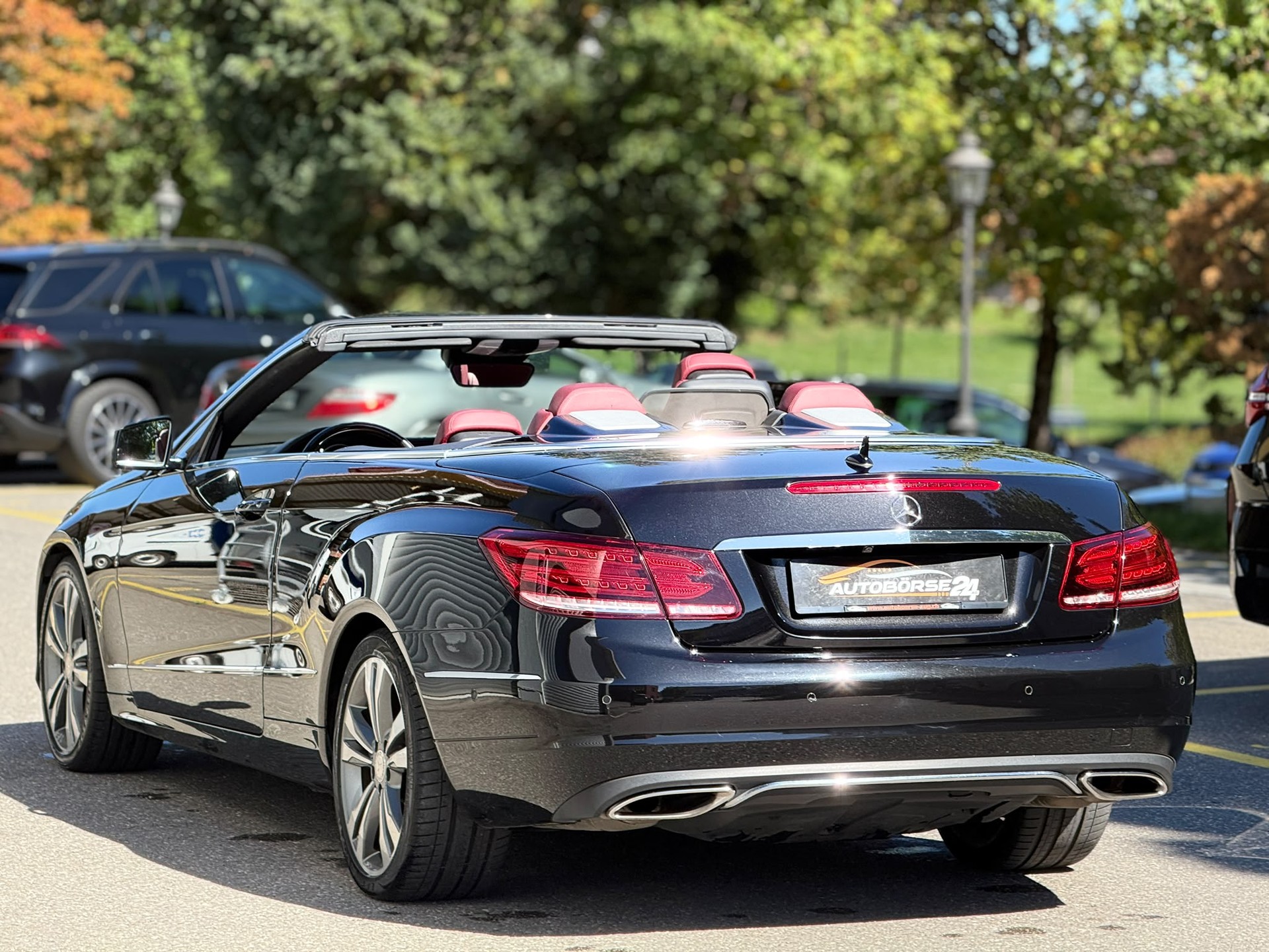 MERCEDES-BENZ E 250 Cabriolet-image-9