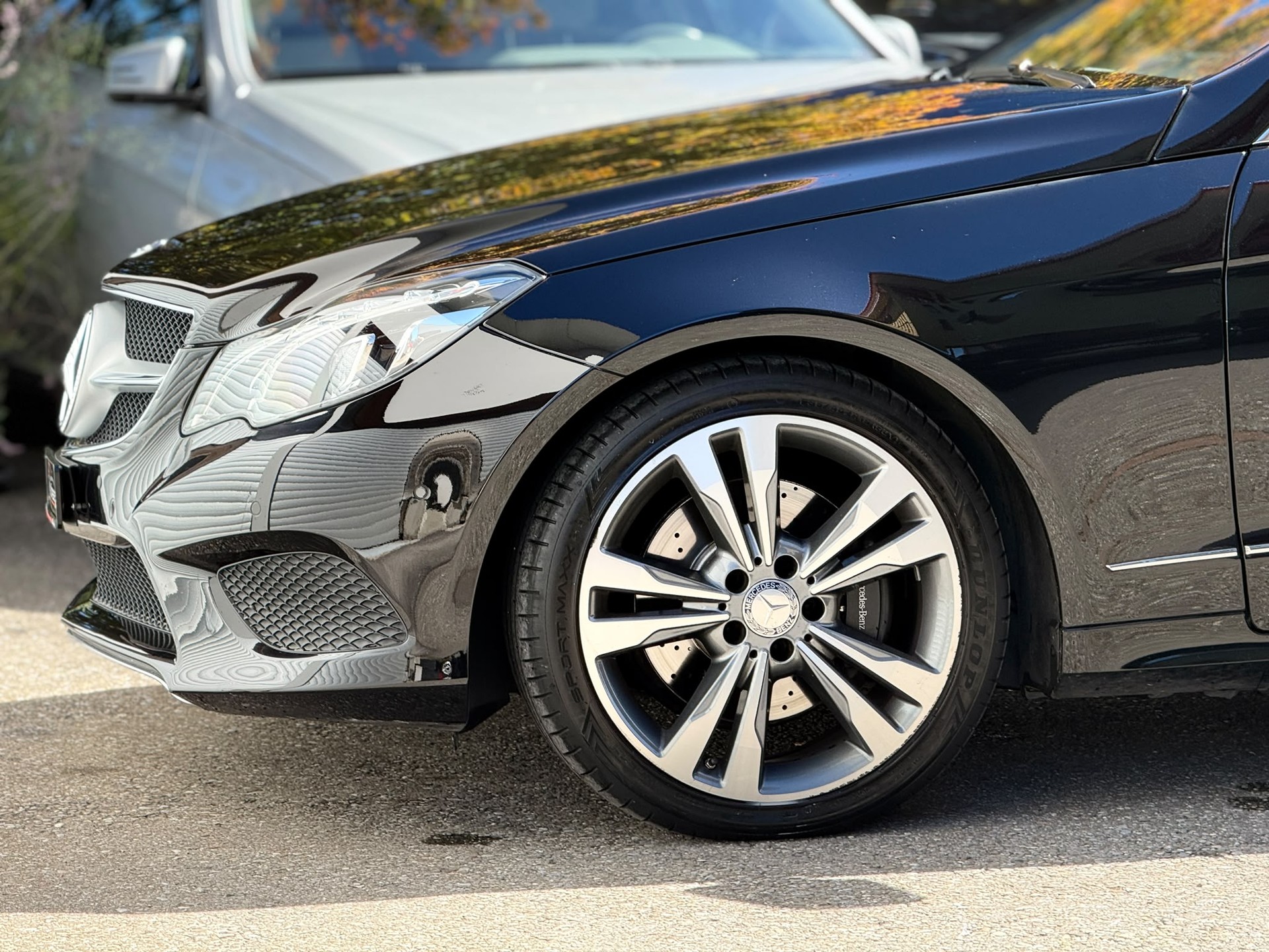 MERCEDES-BENZ E 250 Cabriolet-image-11