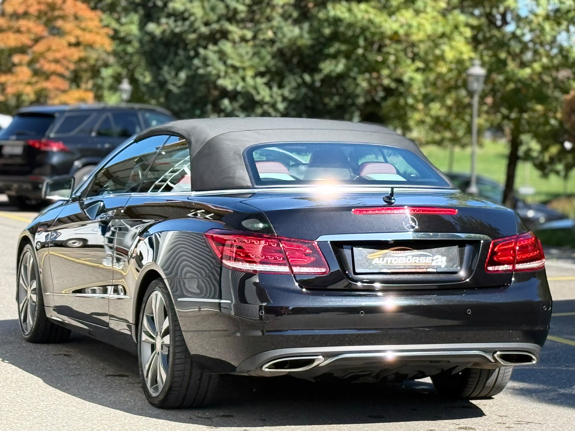 MERCEDES-BENZ E 250 Cabriolet-image-4