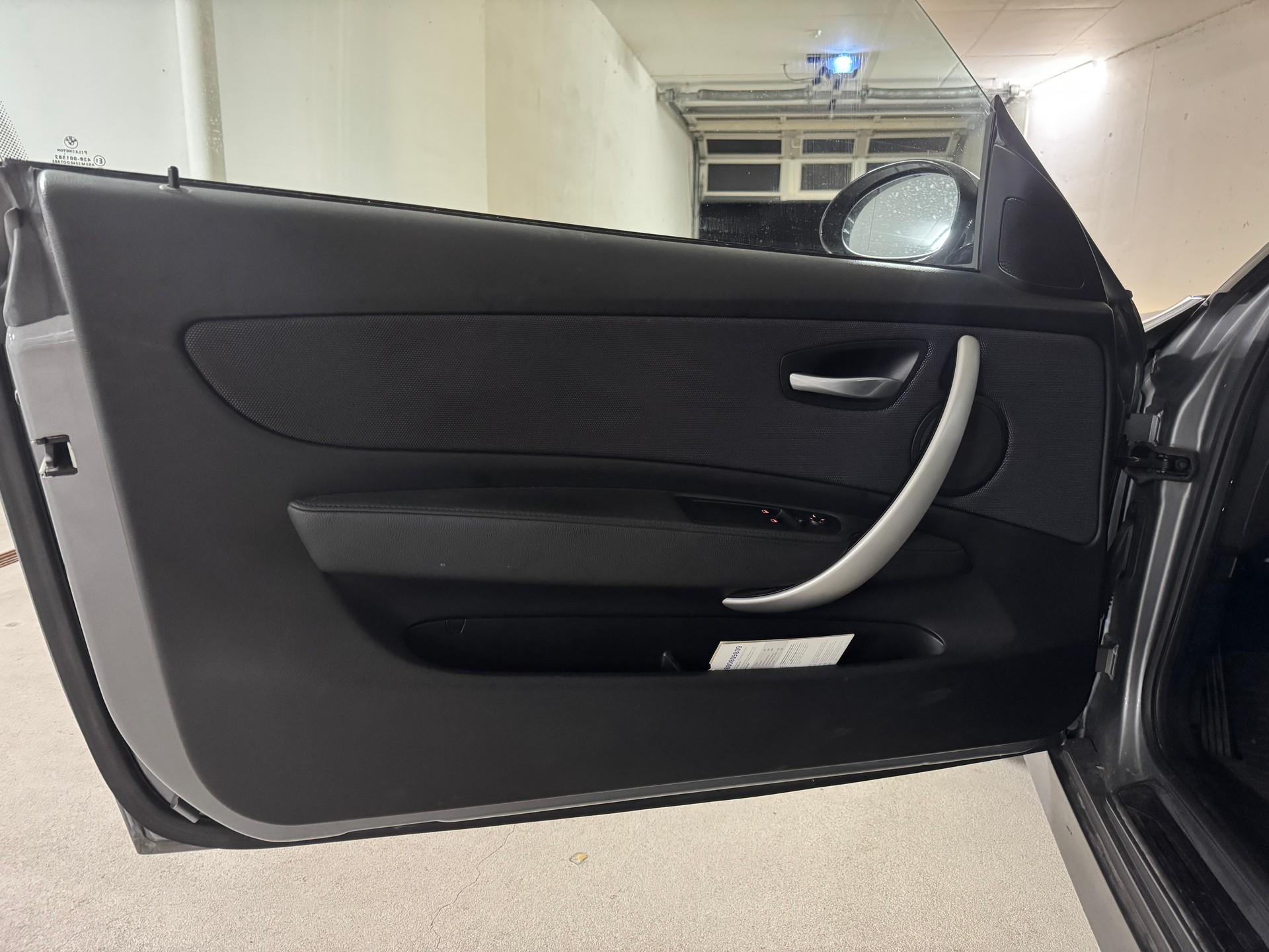 BMW 123d Coupé Steptronic-image-12
