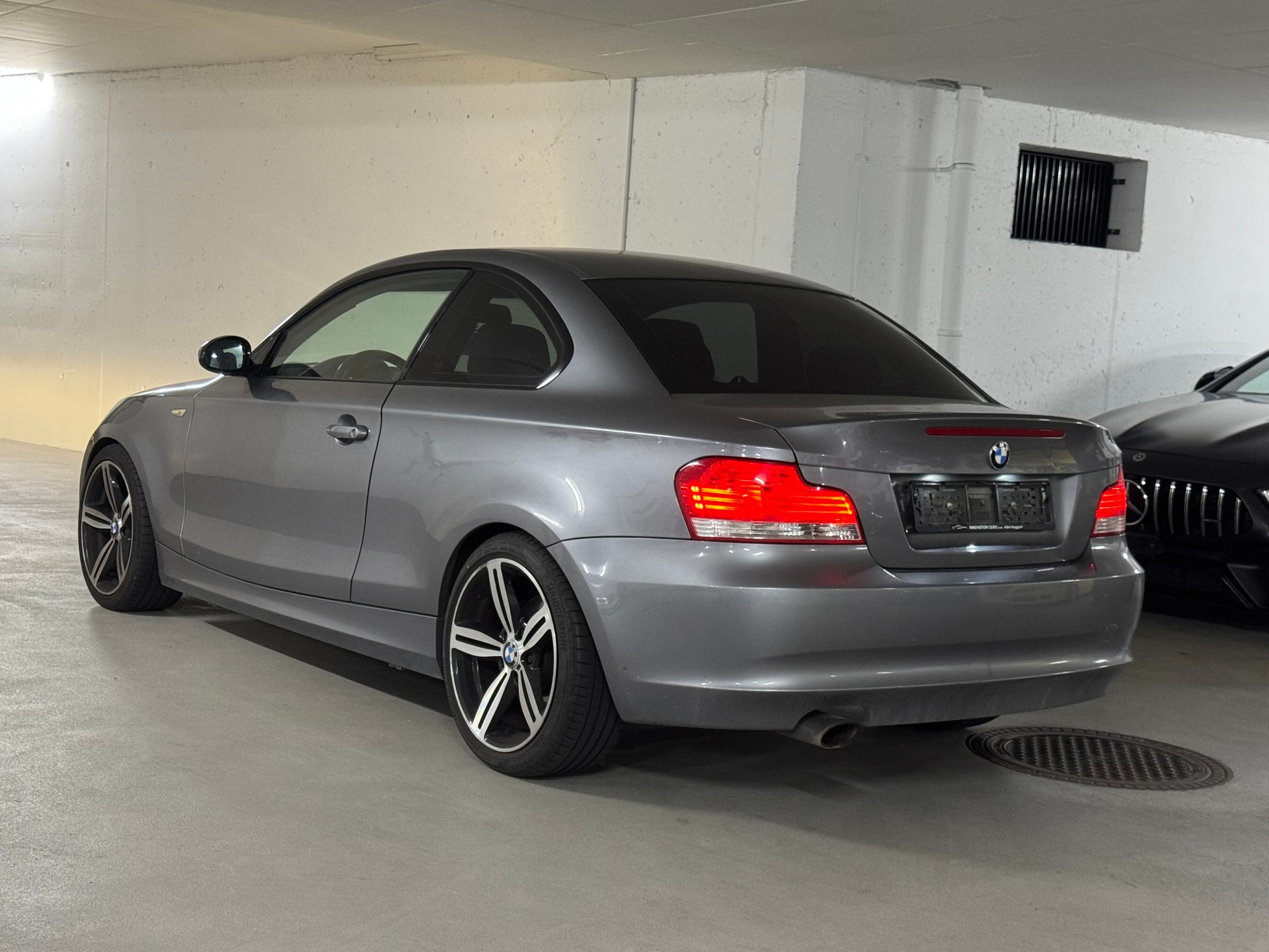 BMW 123d Coupé Steptronic-image-4
