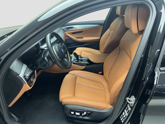 BMW 520d xDrive 48V M Sport-image-7
