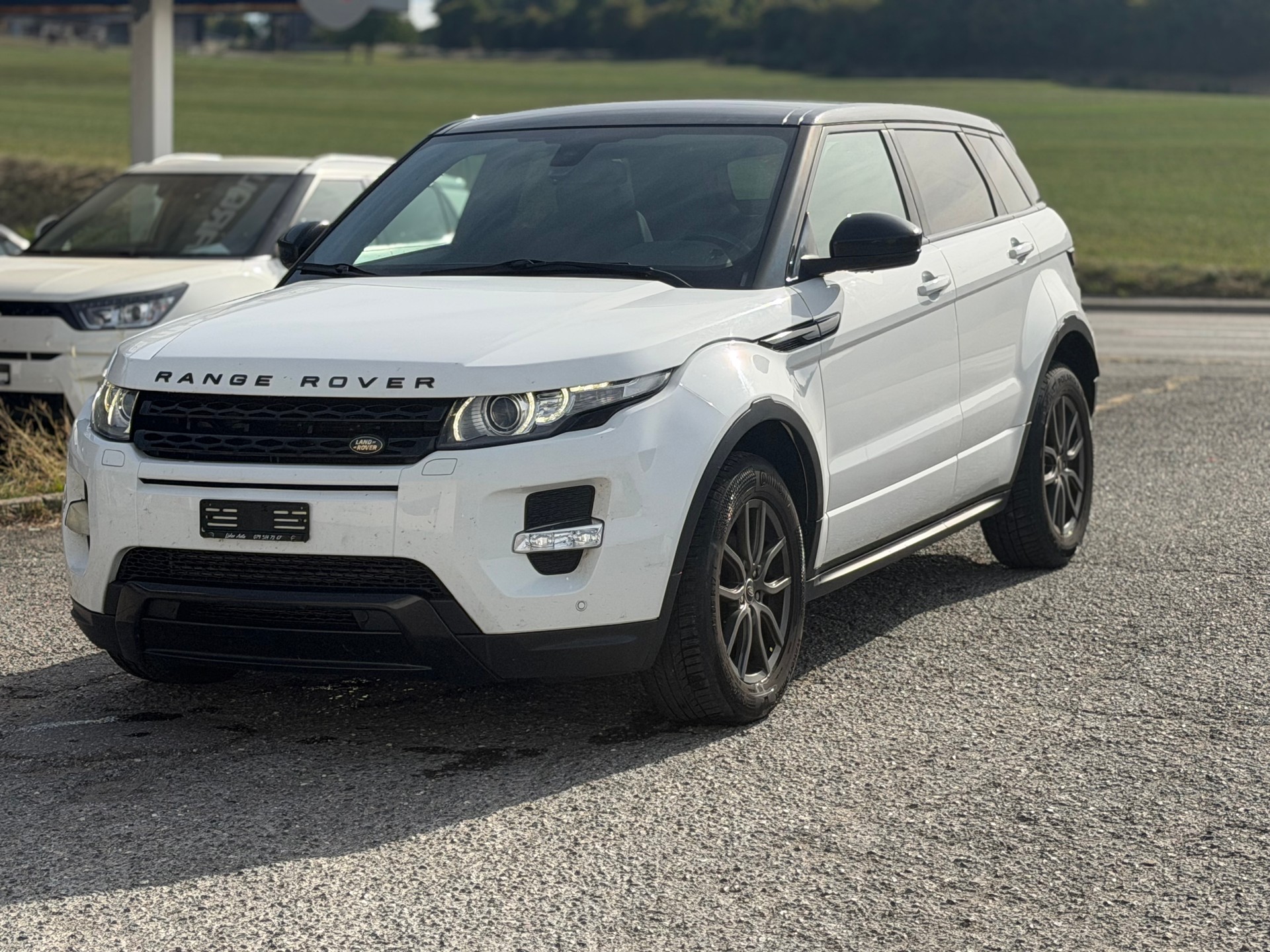 LAND ROVER Range Rover Evoque 2.0 Si4 Dynamic AT9-image-1
