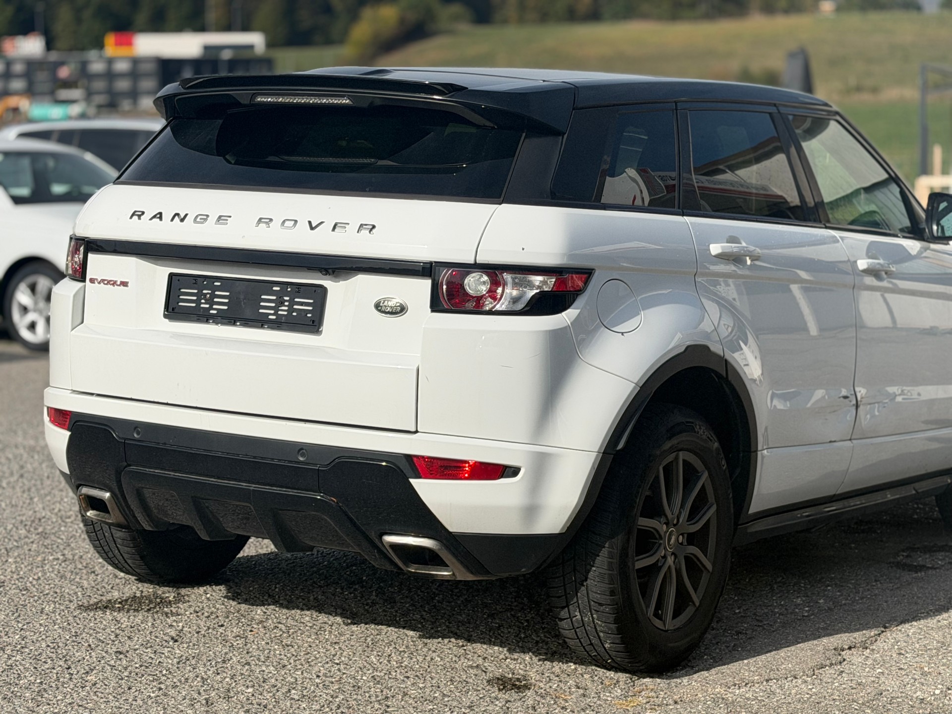 LAND ROVER Range Rover Evoque 2.0 Si4 Dynamic AT9-image-3