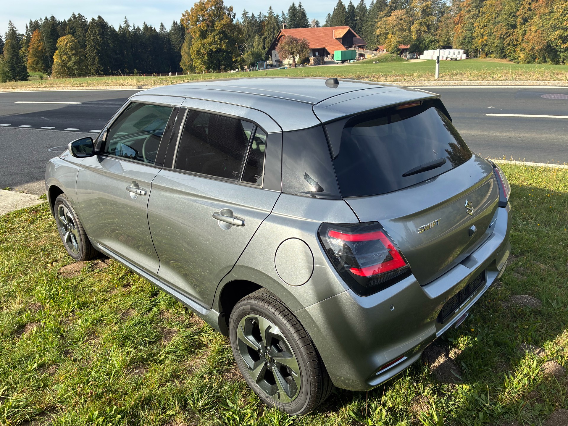 SUZUKI Swift 1.2 Compact Top Hybrid 4x4-image-6