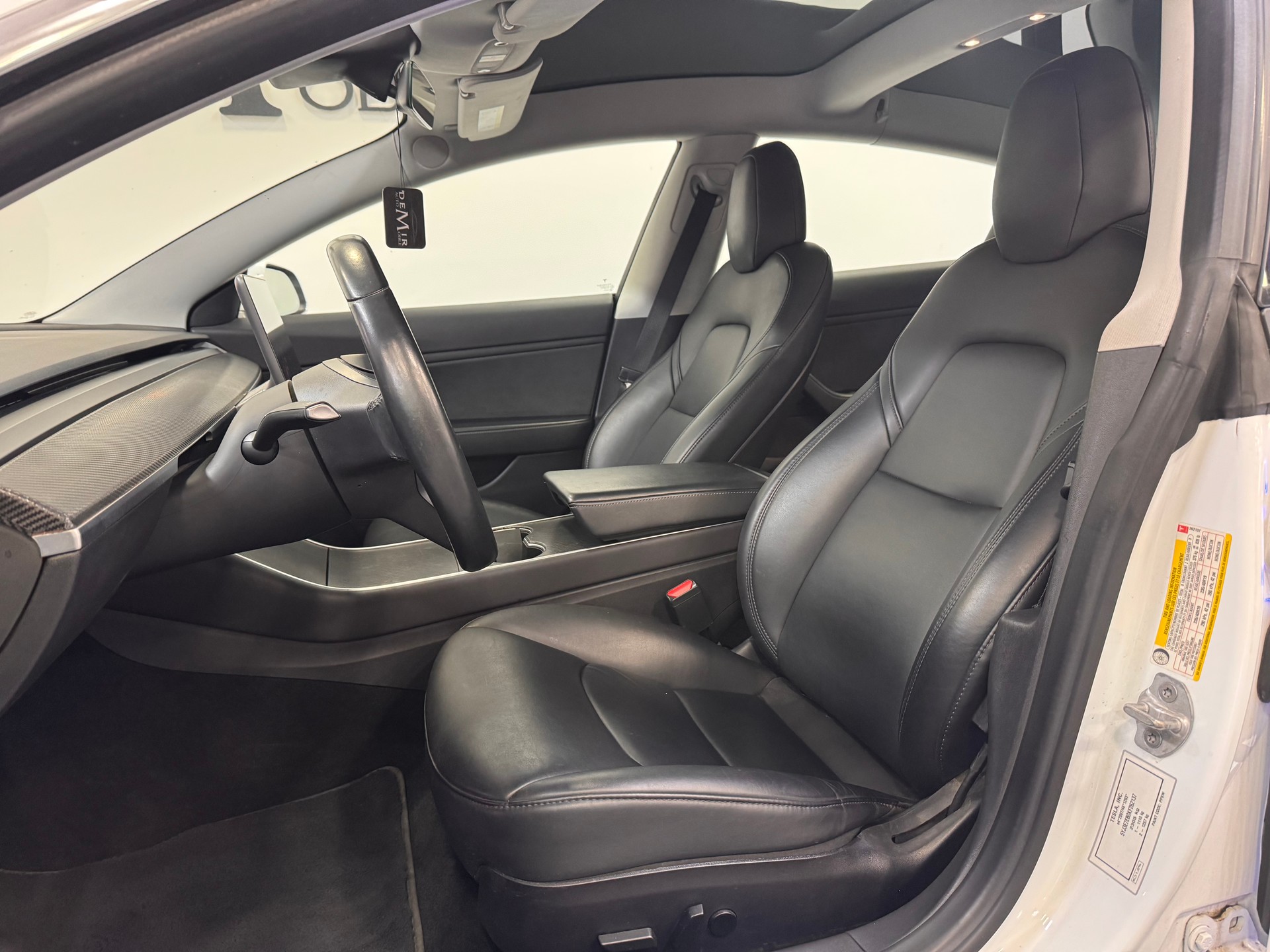 TESLA Model 3 Long Range Dual Motor AWD *Vollautonomes Fahren / Acceleration Boost Paket / Premium Konnektivität*-image-7