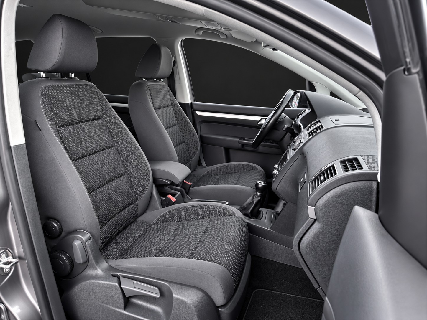 VW Touran 1.6 TDI Comfortline * 7-Plätzer *-image-8
