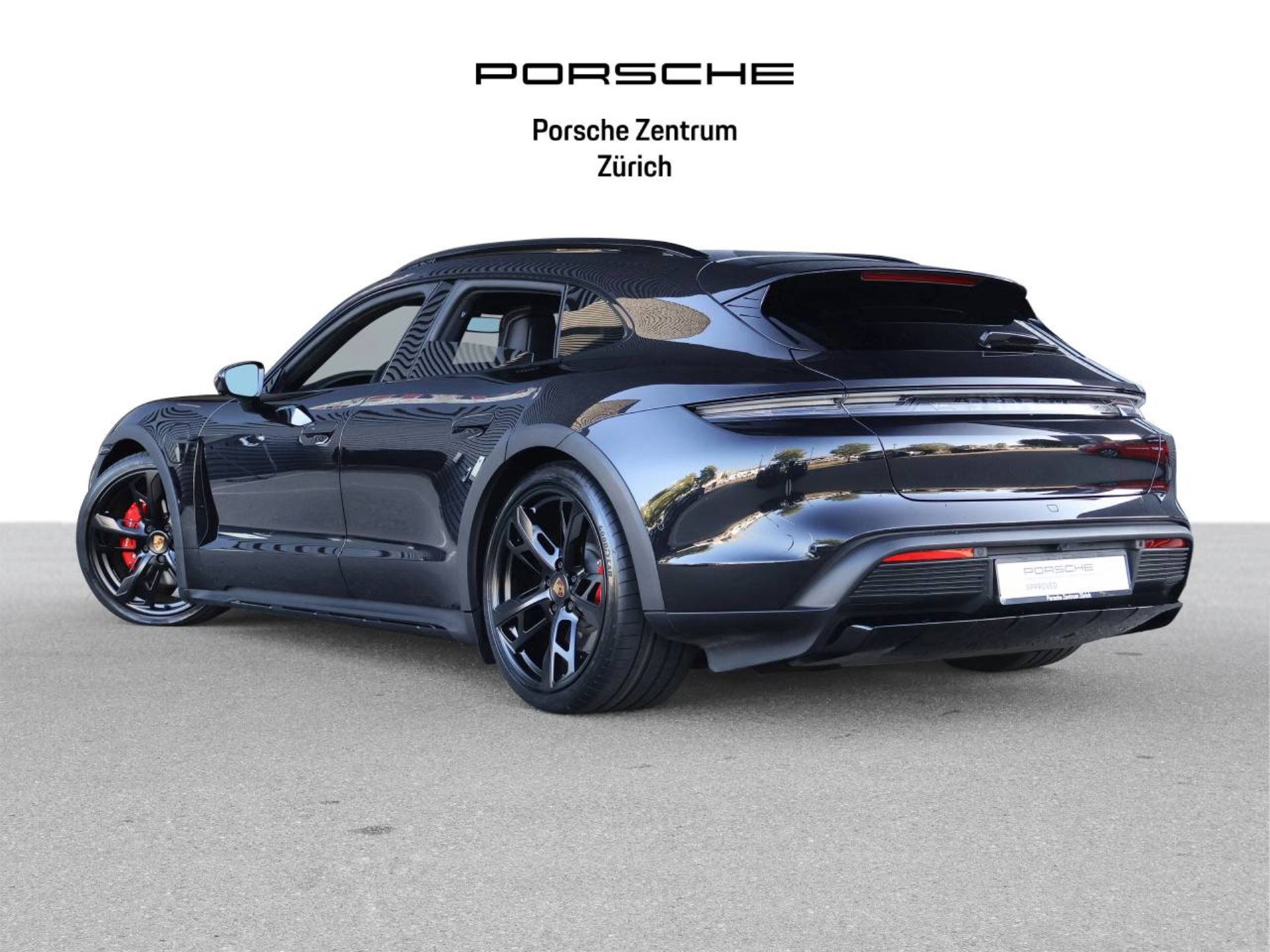 PORSCHE Taycan 4S Cross Turismo-image-2