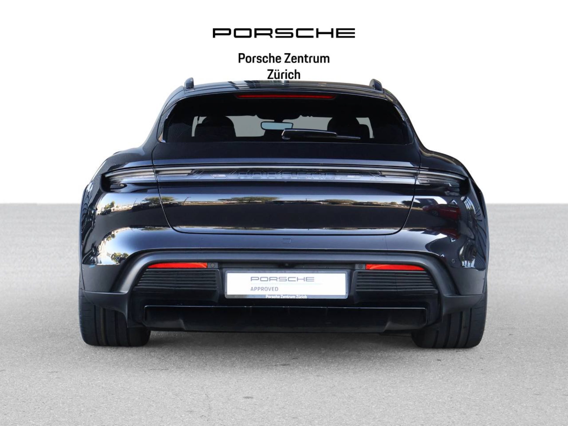 PORSCHE Taycan 4S Cross Turismo-image-9