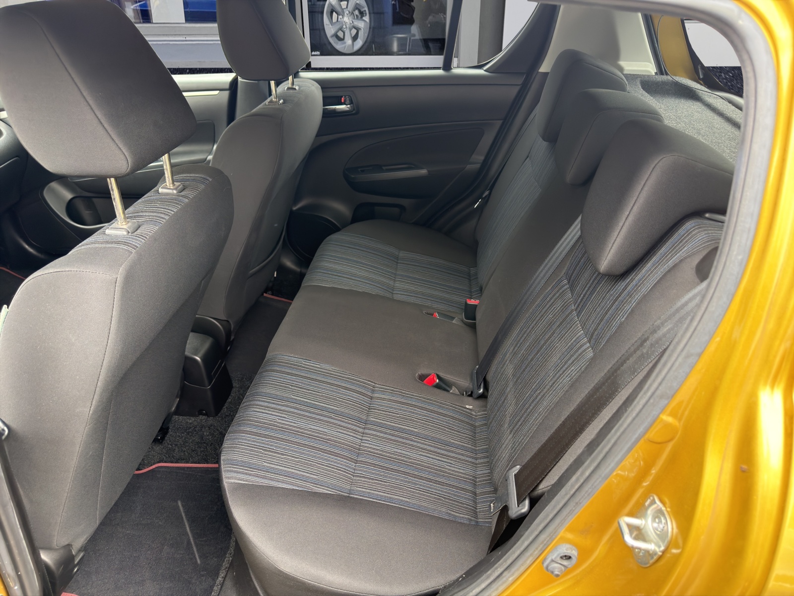 SUZUKI Swift 1.2i 16V PizSulai 4x4-image-13
