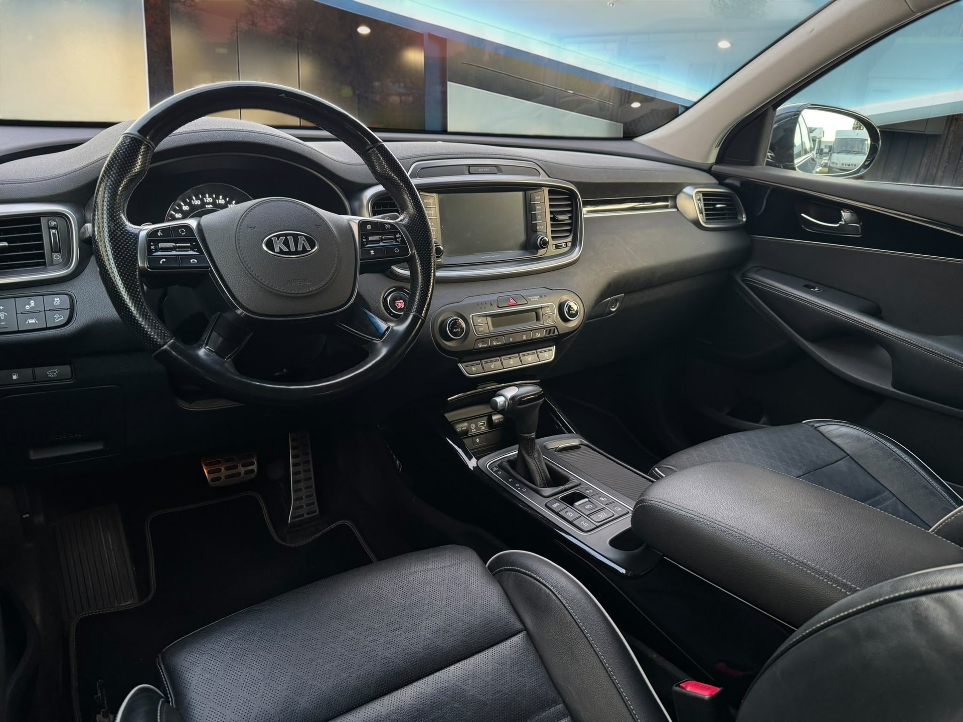 KIA Sorento 2.2 CRDI GT-Line Aut. AWD *7-SITZER*MEGA-VOLL*ALLRAD*-image-16
