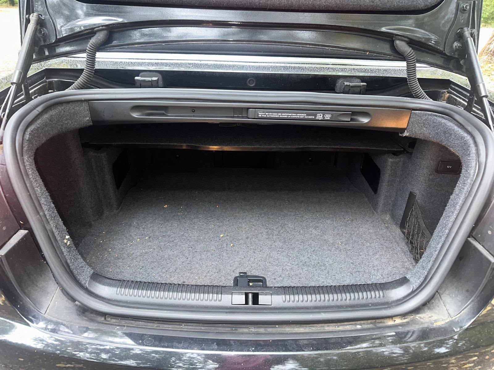 AUDI A4 Cabriolet 3.0 V6-image-6