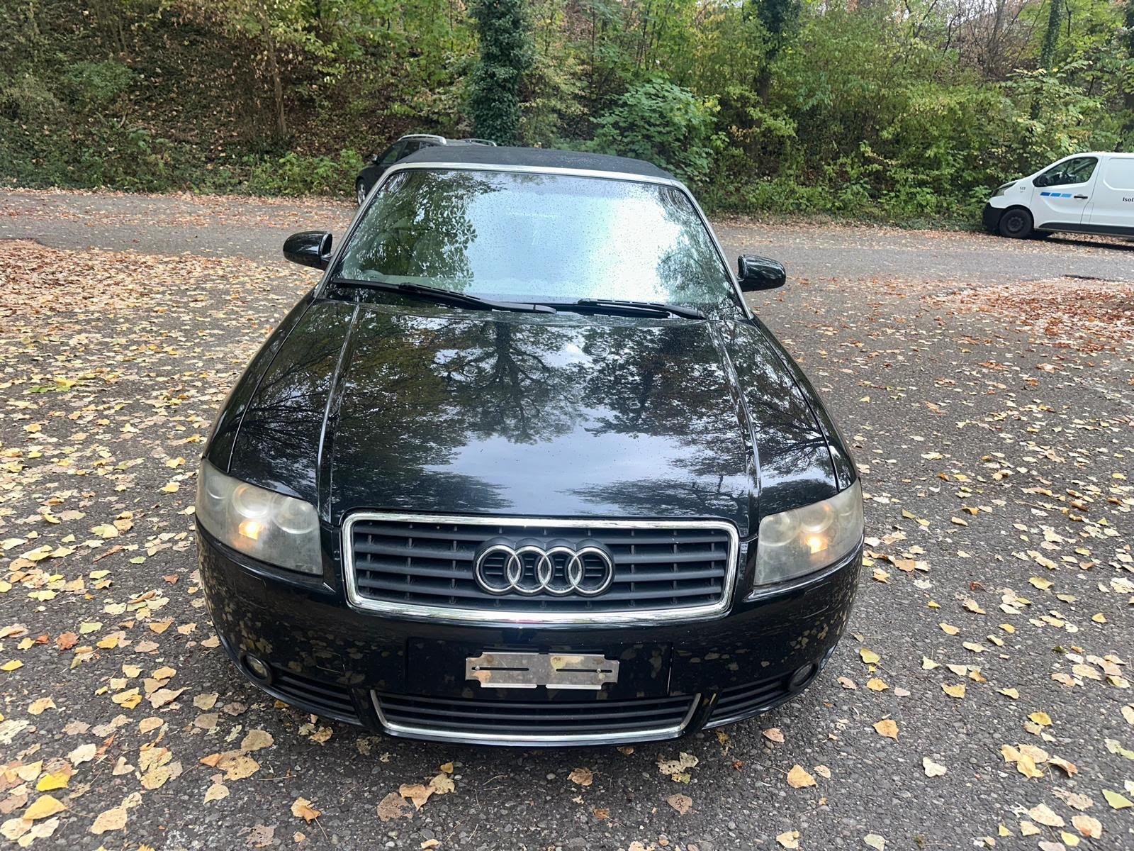 AUDI A4 Cabriolet 3.0 V6-image-1