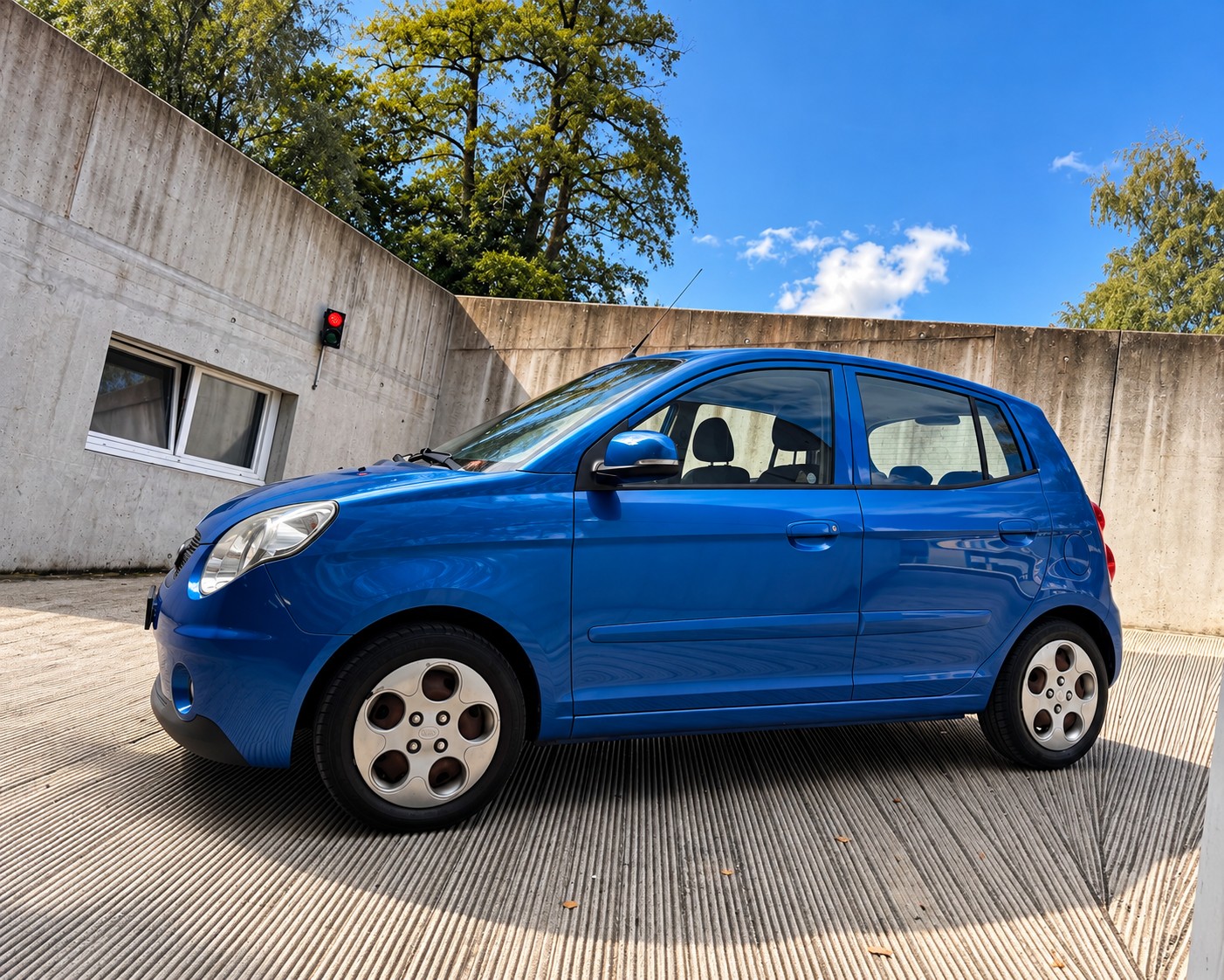 KIA Picanto 1.1 Style | frisch ab MFK & Service | 8-fach | Klima | Zahnriemen neu-image-2