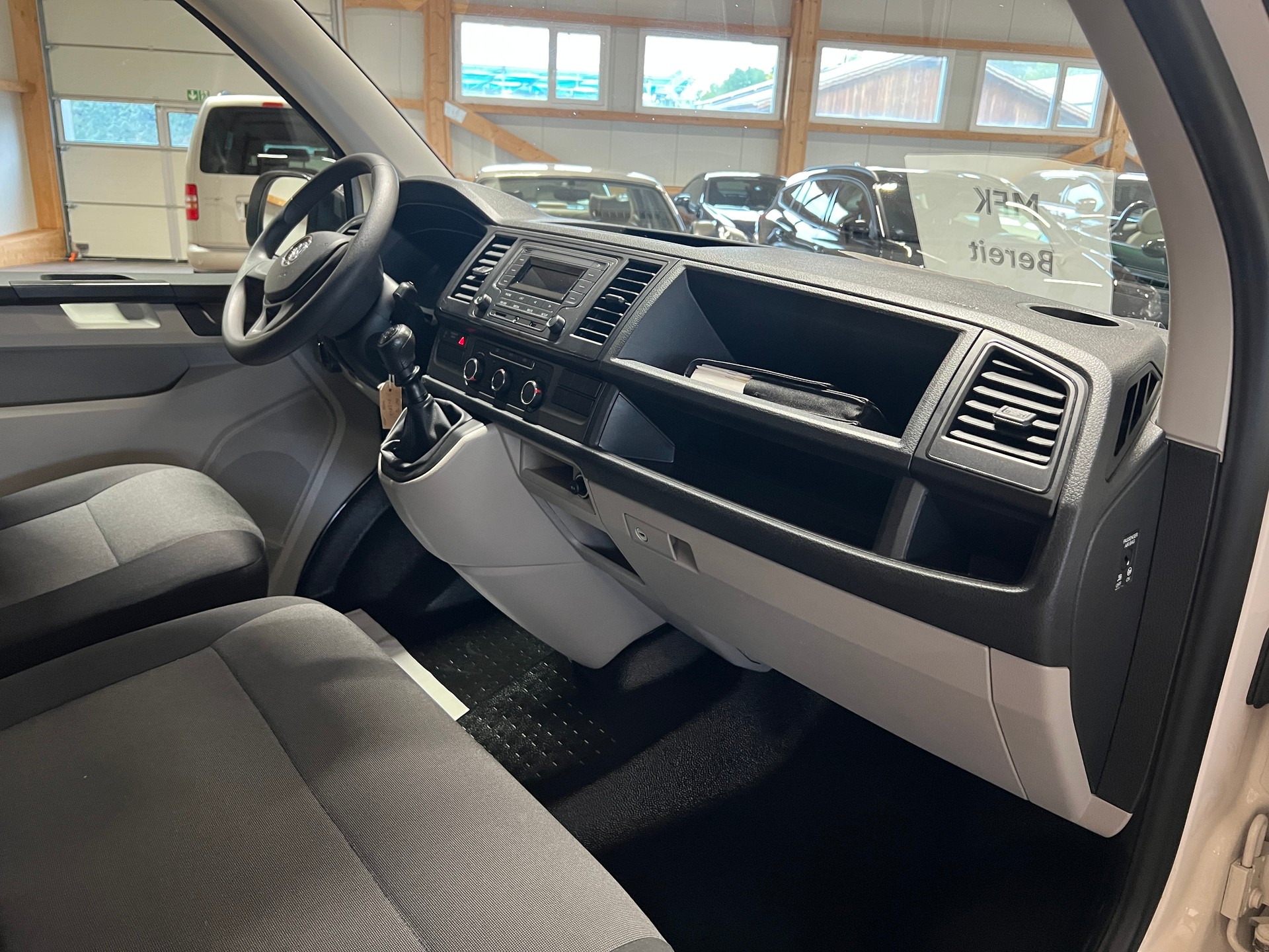 VW T6 2.0 TSI-image-12