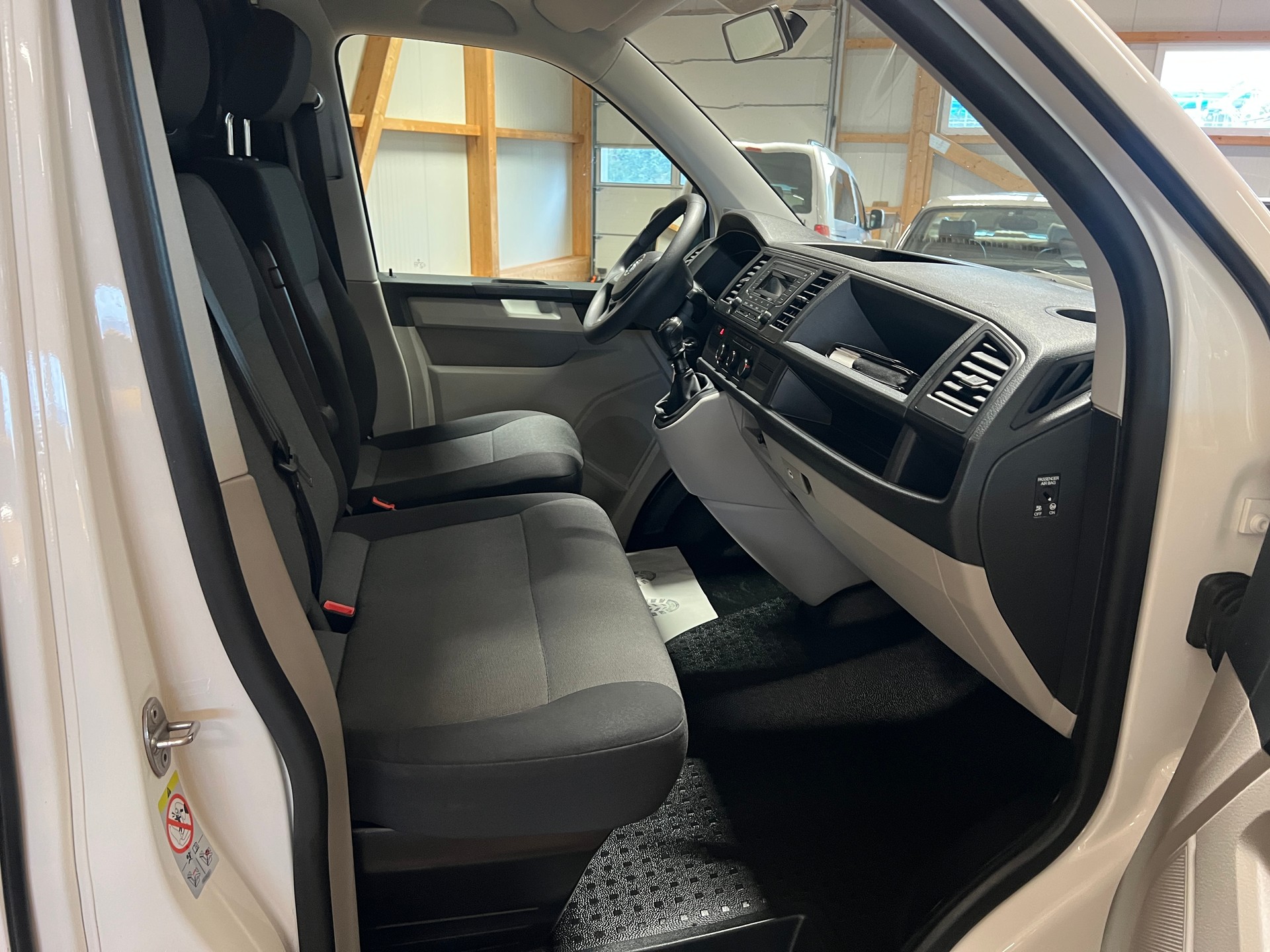 VW T6 2.0 TSI-image-11