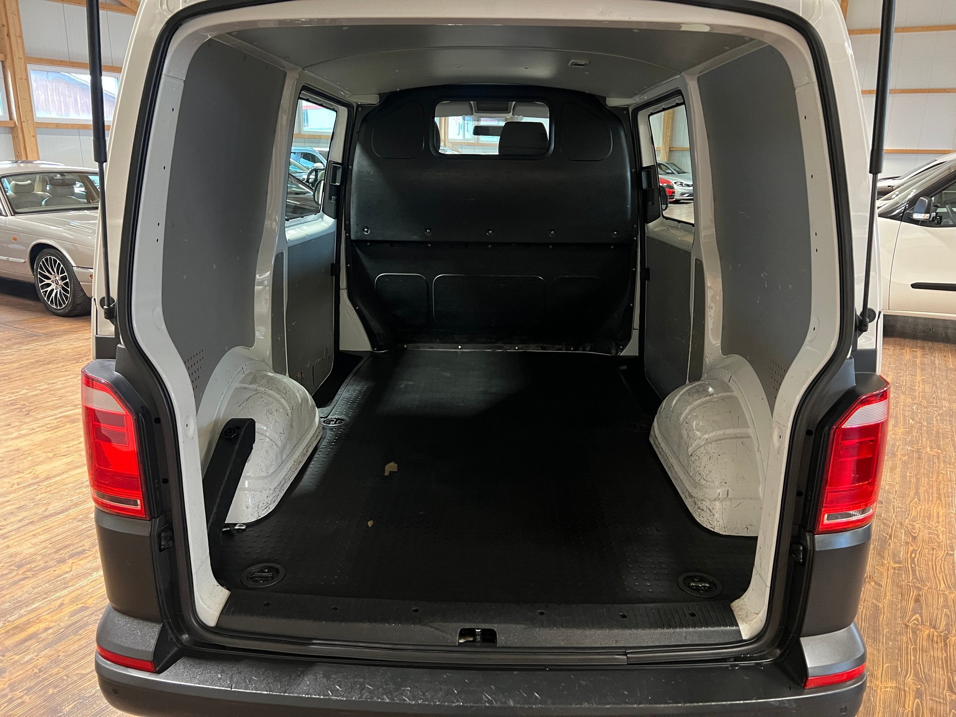 VW T6 2.0 TSI-image-14