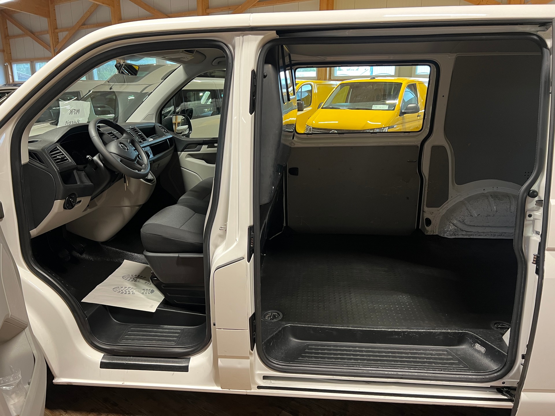 VW T6 2.0 TSI-image-10